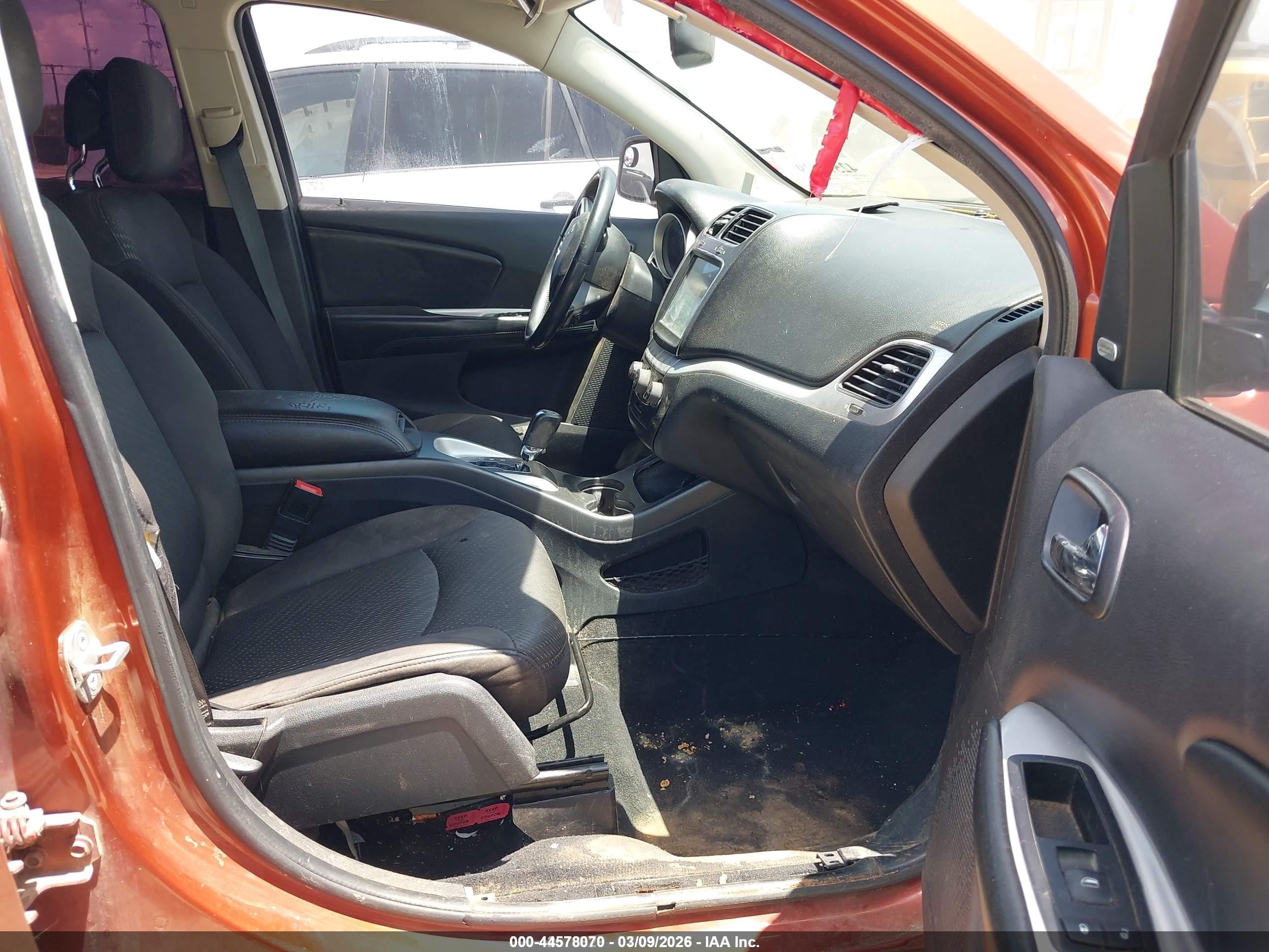 2014 Dodge Journey Sxt Orange vin: 3C4PDCBB9ET170628