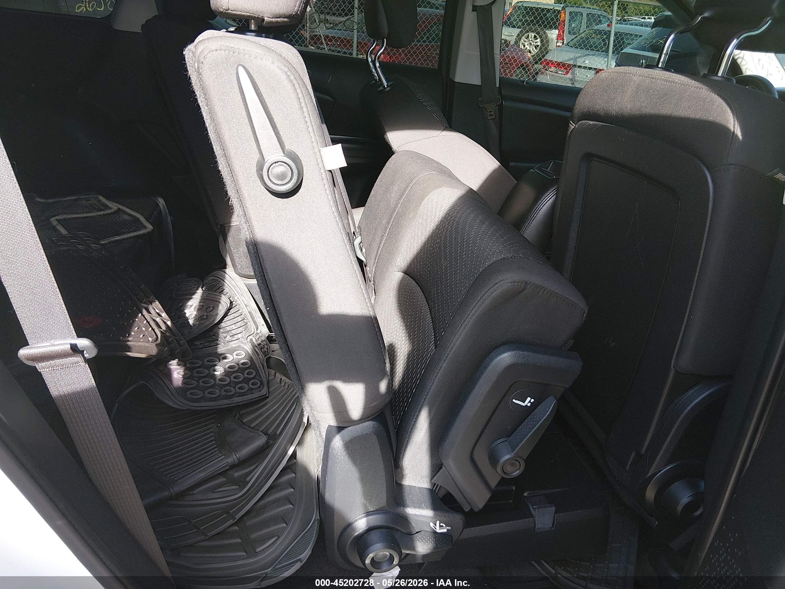2015 Dodge Journey Sxt White vin: 3C4PDCBB9FT577091