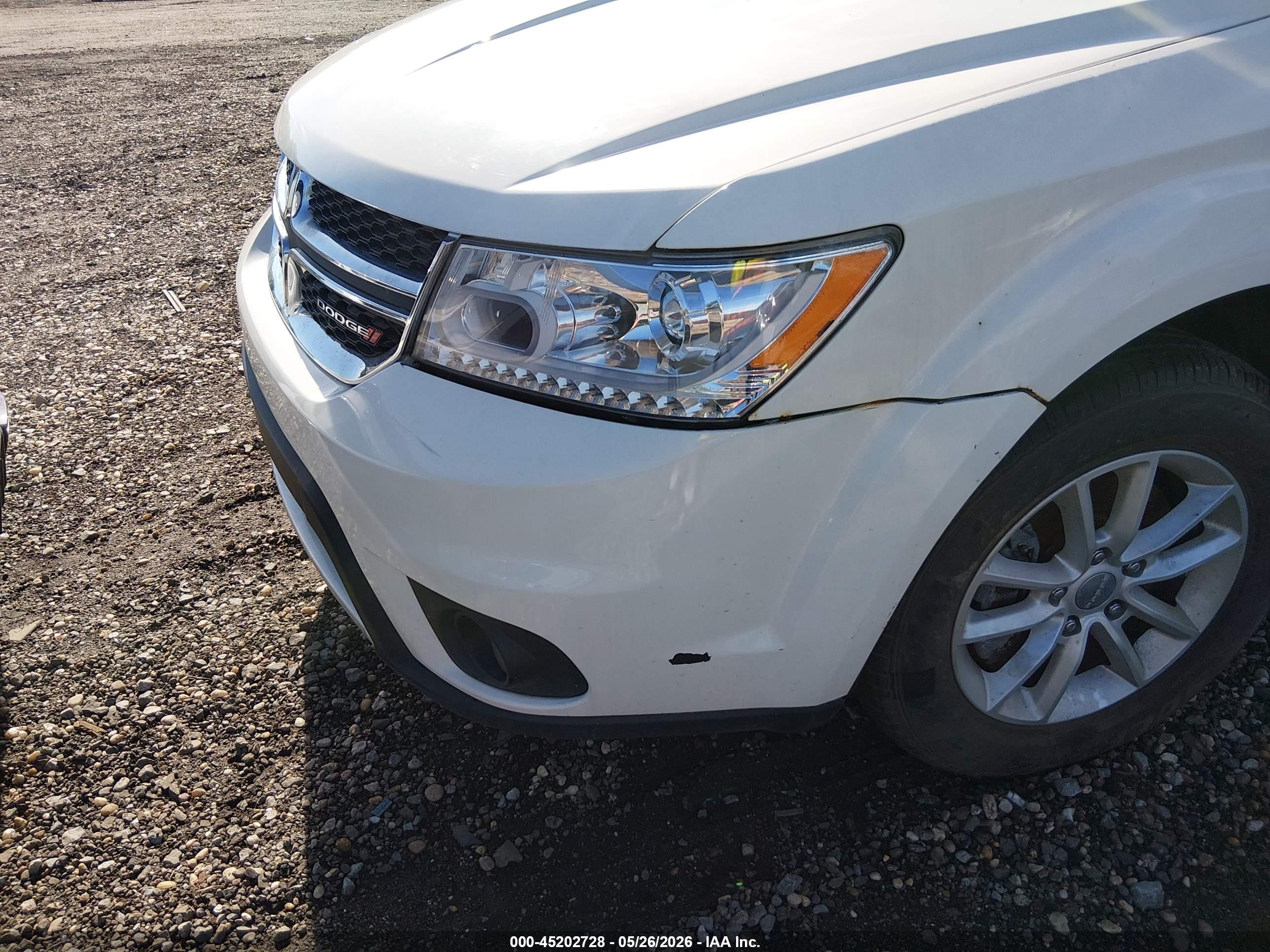 2015 Dodge Journey Sxt White vin: 3C4PDCBB9FT577091