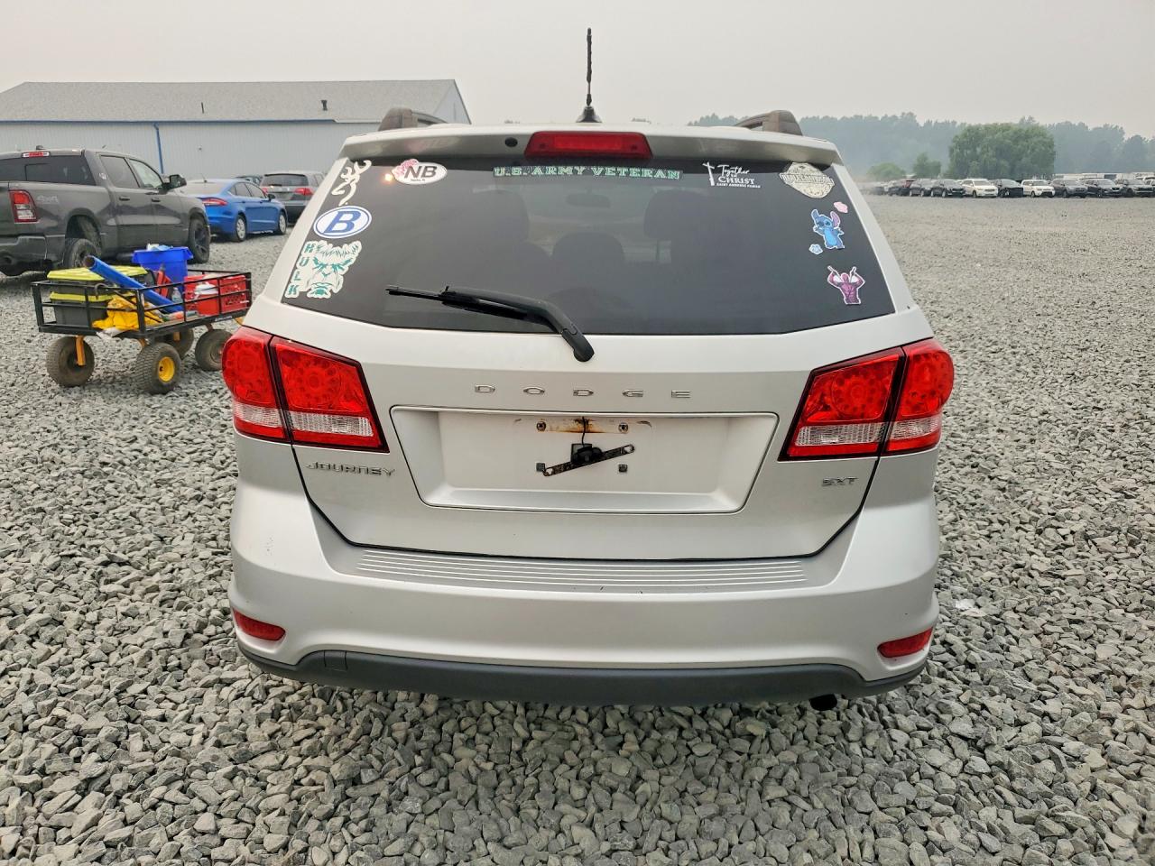 2013 Dodge Journey Sxt Silver vin: 3C4PDCBBXDT700765