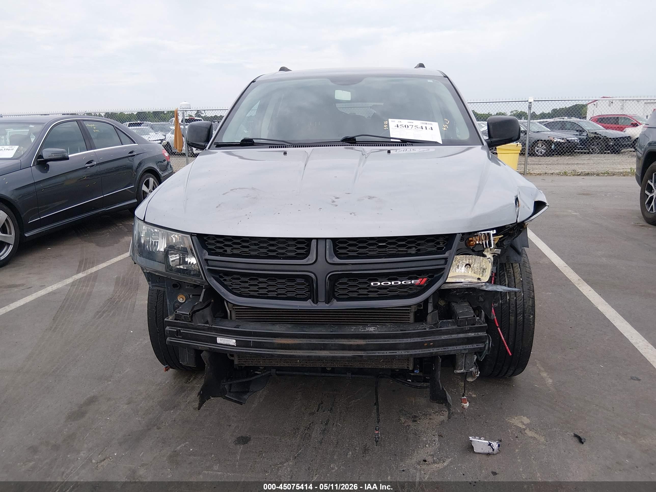 2015 Dodge Journey Sxt Gray vin: 3C4PDCBBXFT580534