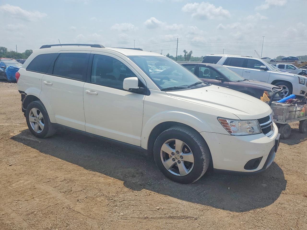 2012 Dodge Journey Sxt White vin: 3C4PDCBG0CT223841