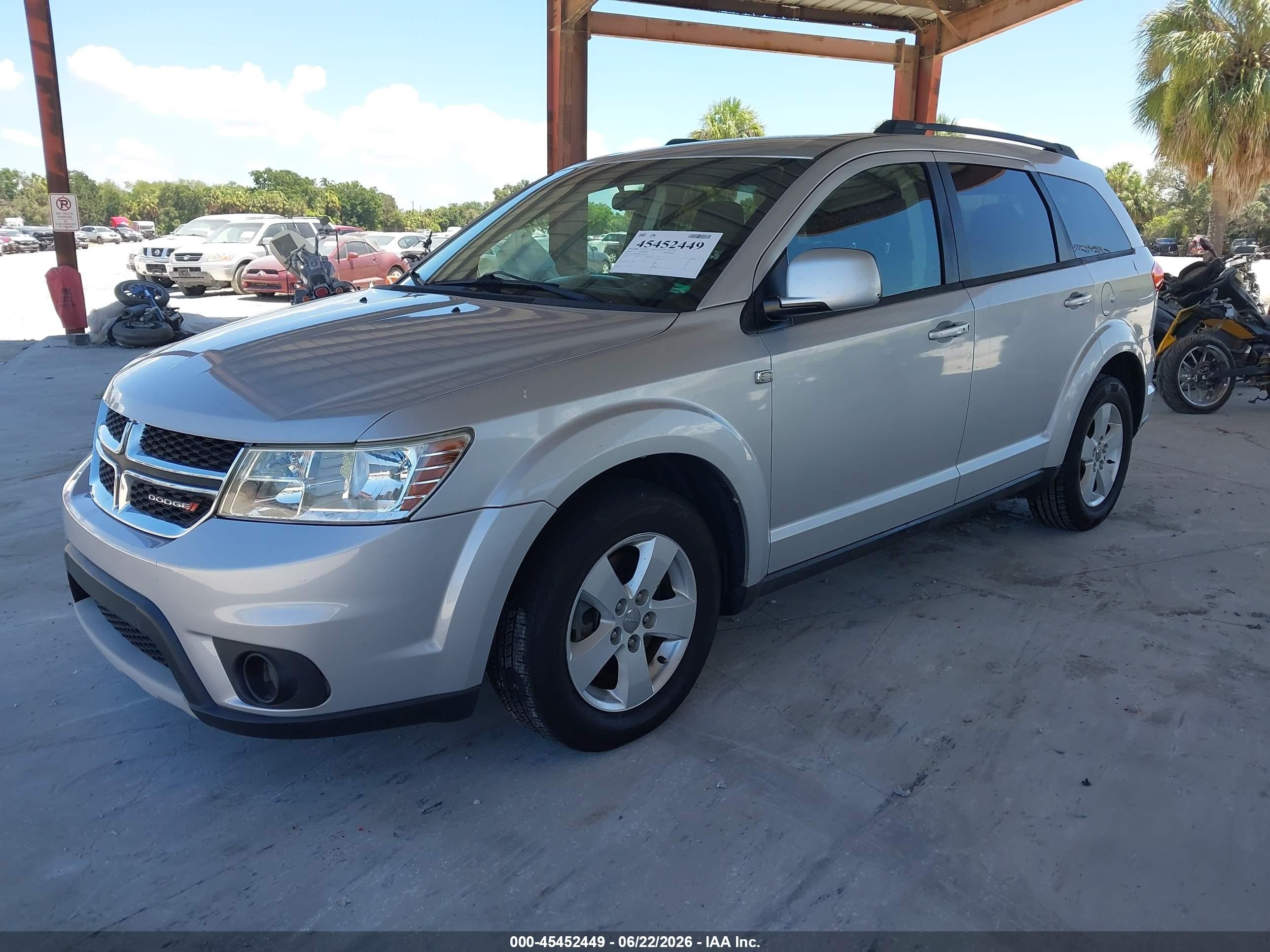 2012 Dodge Journey Sxt Silver vin: 3C4PDCBG0CT393911