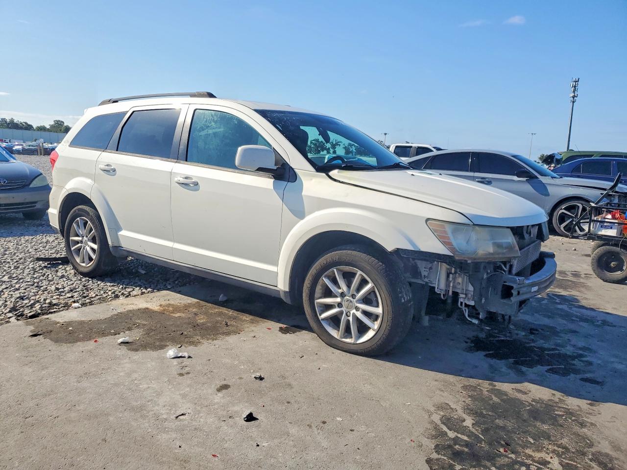 2013 Dodge Journey Sxt White vin: 3C4PDCBG0DT516365