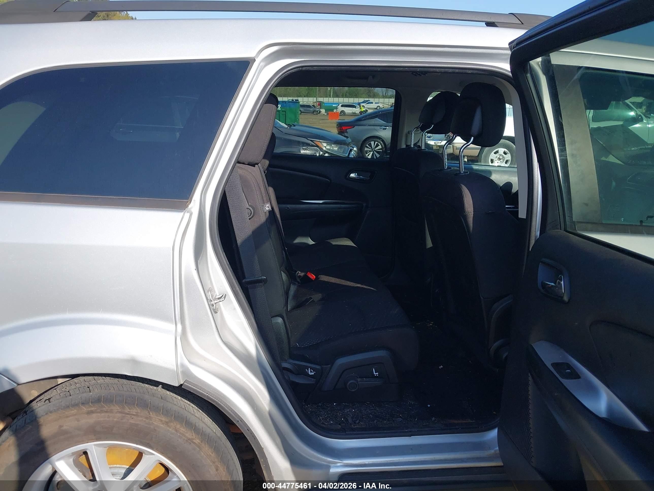 2014 Dodge Journey Sxt Silver vin: 3C4PDCBG0ET158394