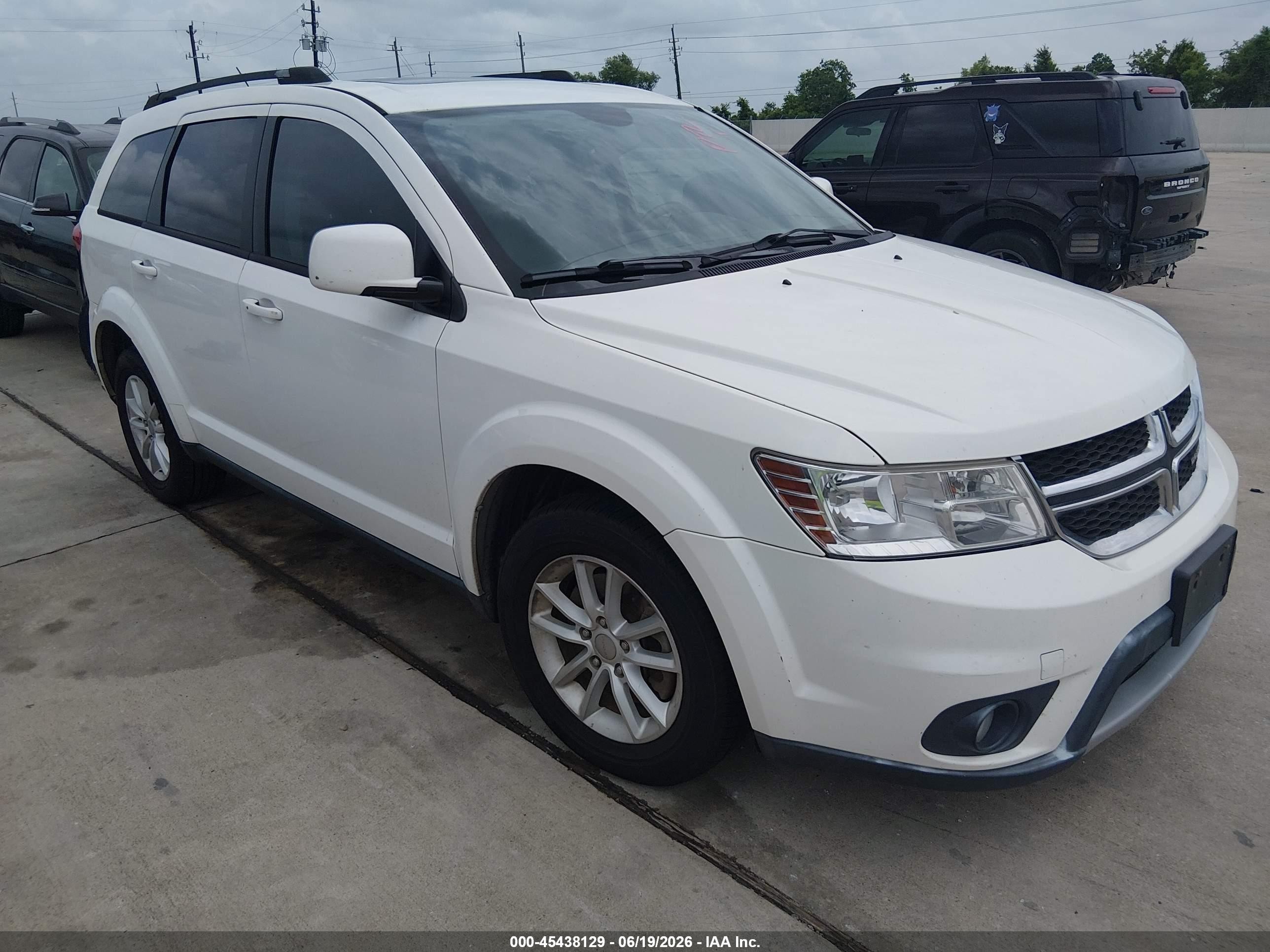 2015 Dodge Journey Sxt White vin: 3C4PDCBG0FT610975