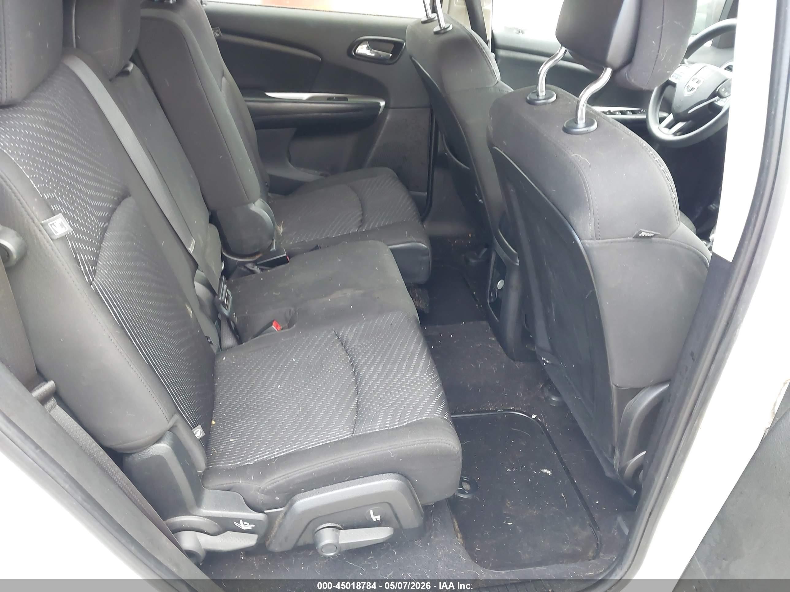 2015 Dodge Journey Sxt White vin: 3C4PDCBG0FT742845