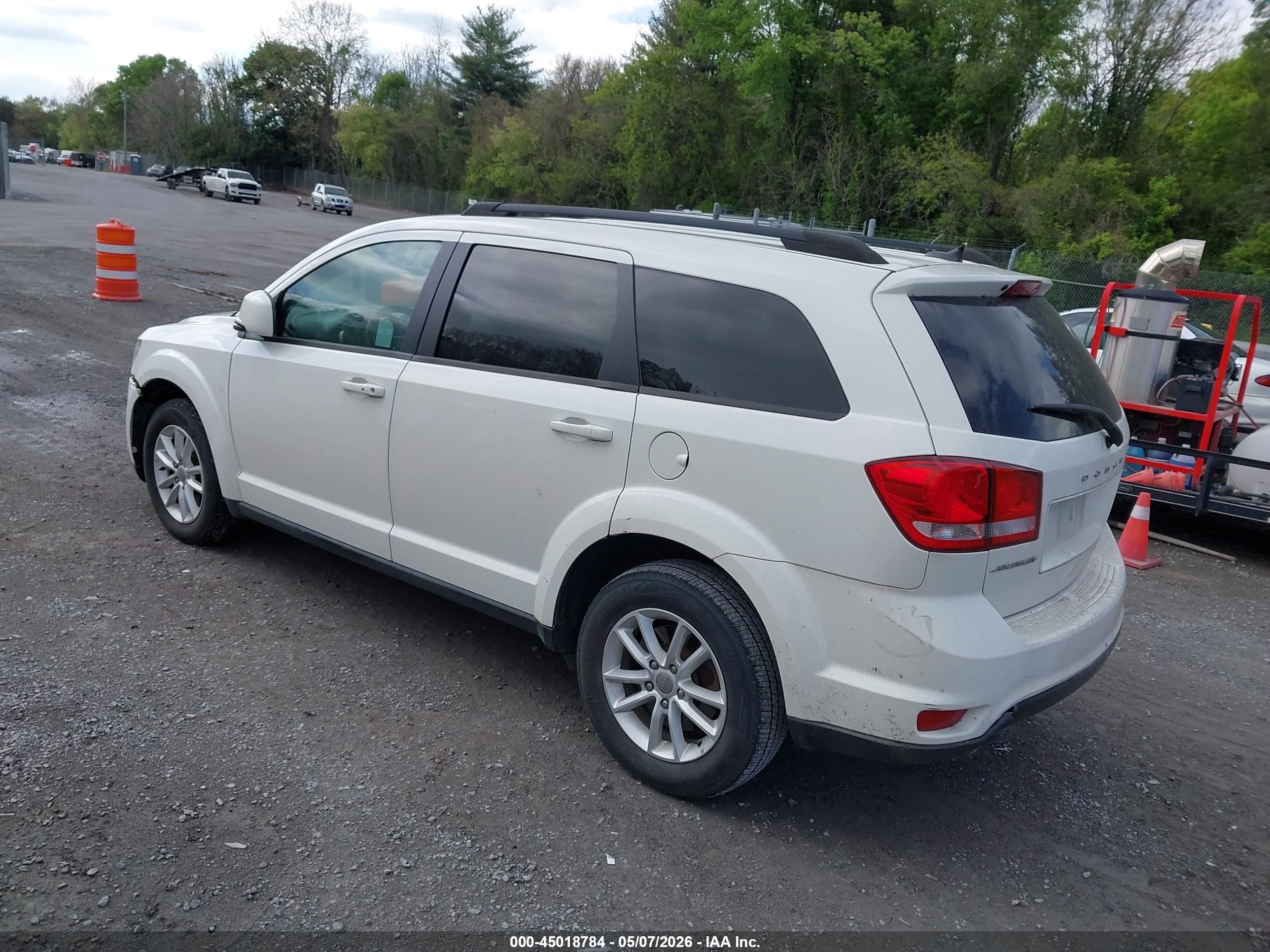 2015 Dodge Journey Sxt White vin: 3C4PDCBG0FT742845