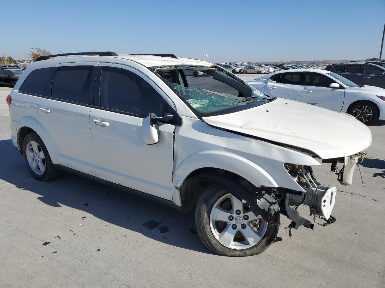 2012 Dodge Journey Sxt White vin: 3C4PDCBG1CT324189