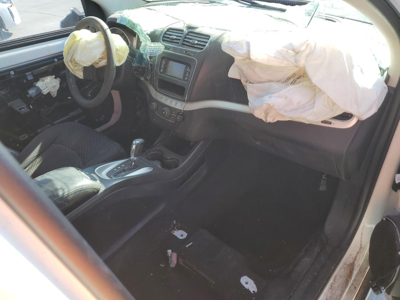 2012 Dodge Journey Sxt White vin: 3C4PDCBG1CT324189