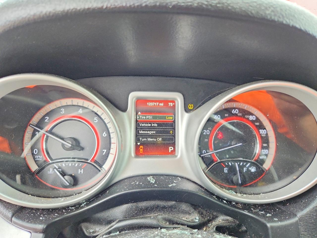 2015 Dodge Journey Sxt Красный vin: 3C4PDCBG1FT578408