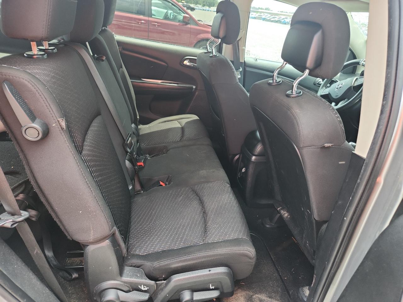 2015 Dodge Journey Sxt Silver vin: 3C4PDCBG1FT637229