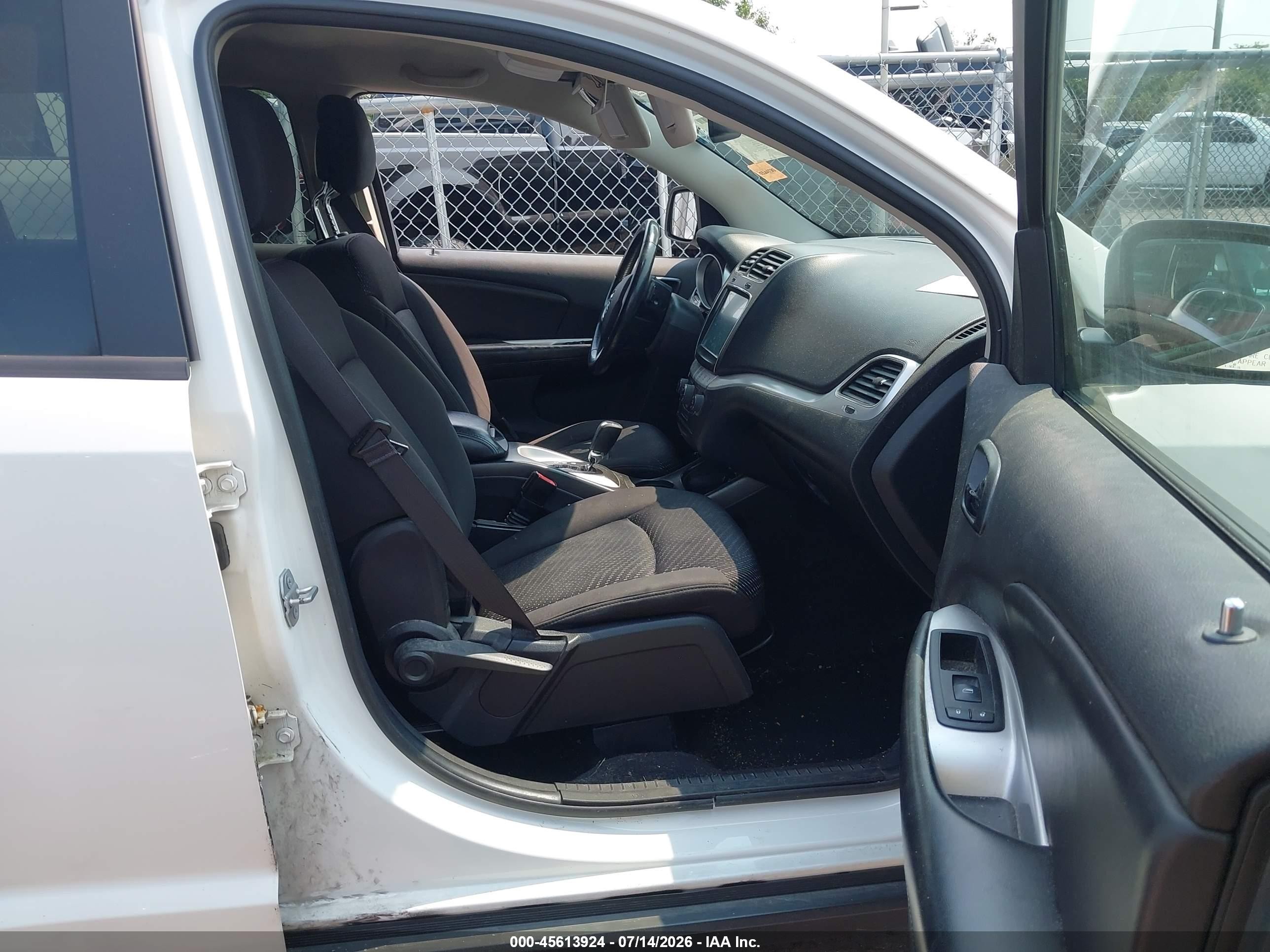 2015 Dodge Journey Sxt White vin: 3C4PDCBG1FT699956