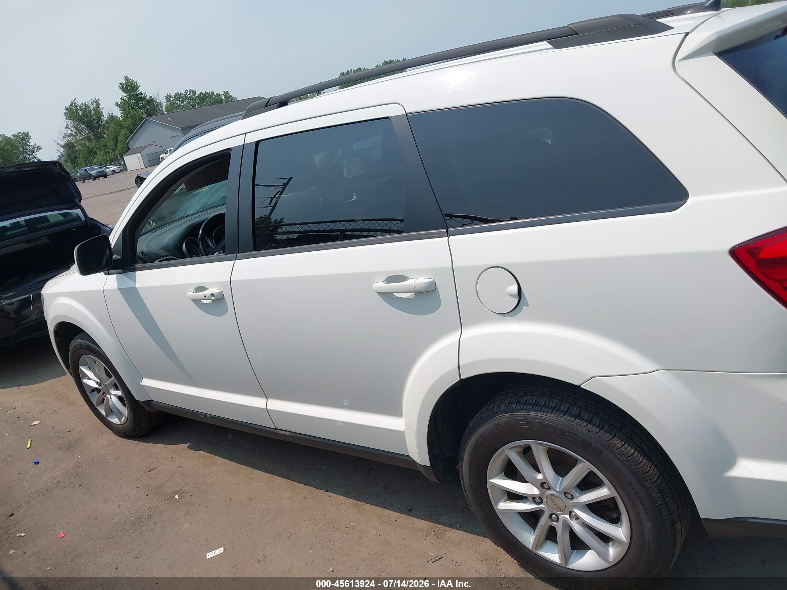 2015 Dodge Journey Sxt White vin: 3C4PDCBG1FT699956