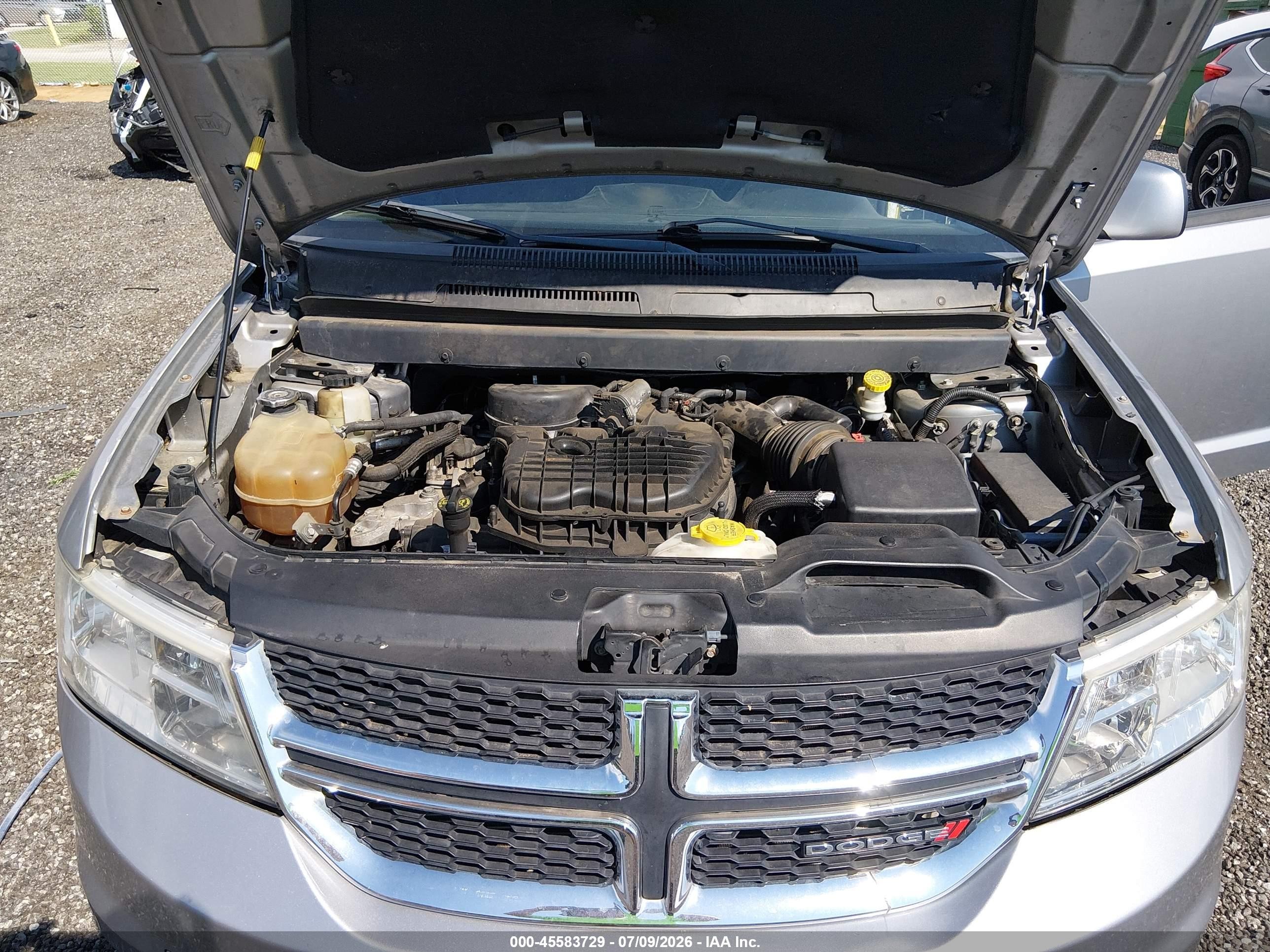 2015 Dodge Journey Sxt Silver vin: 3C4PDCBG1FT743180