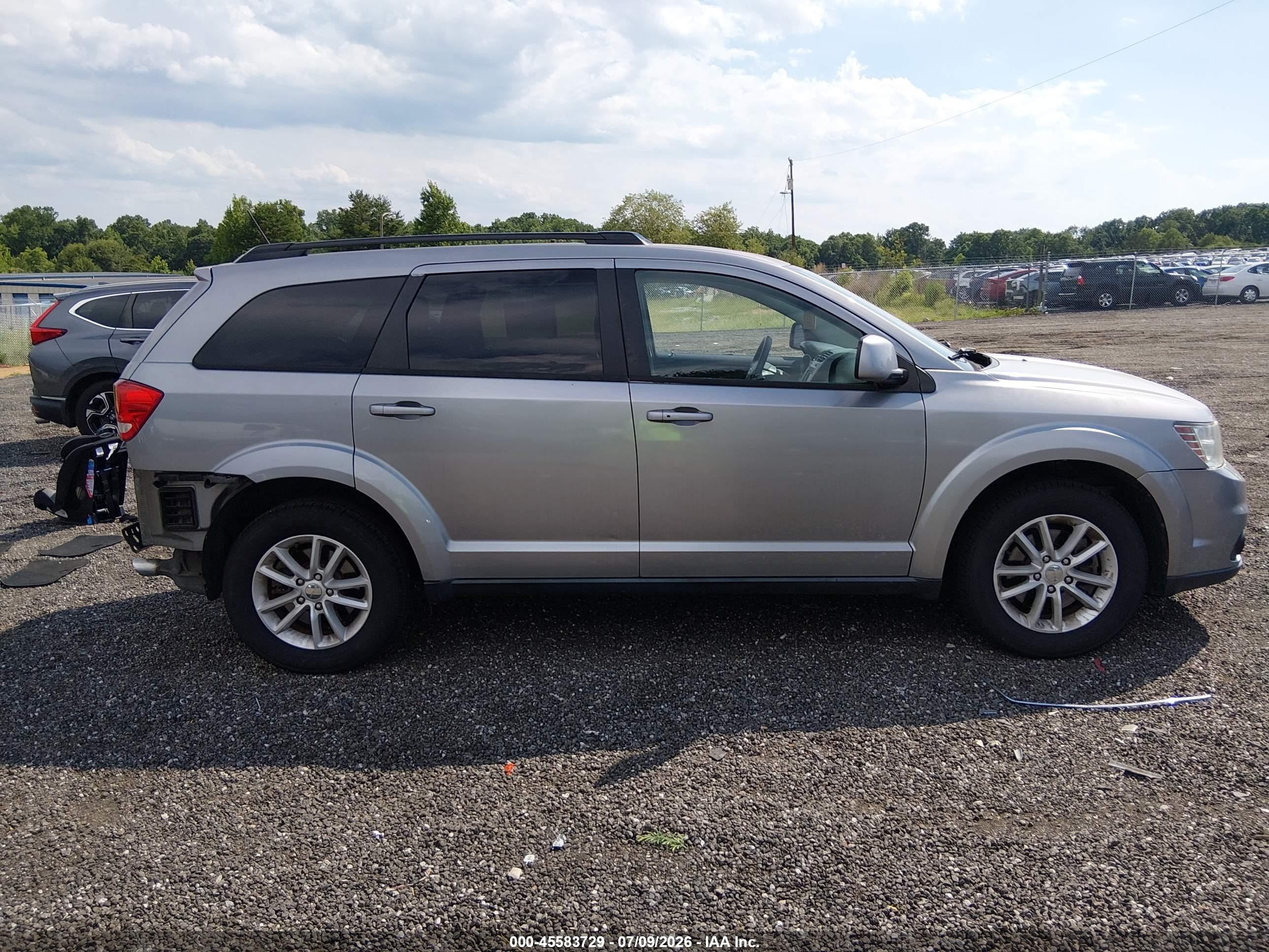 2015 Dodge Journey Sxt Silver vin: 3C4PDCBG1FT743180