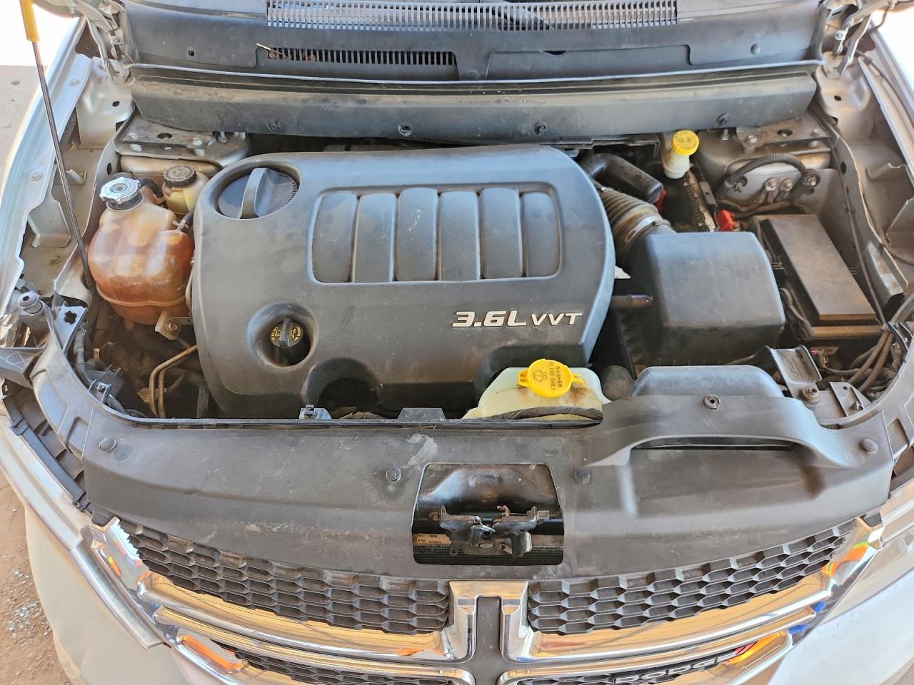 2013 Dodge Journey Sxt Серебряный vin: 3C4PDCBG2DT736235