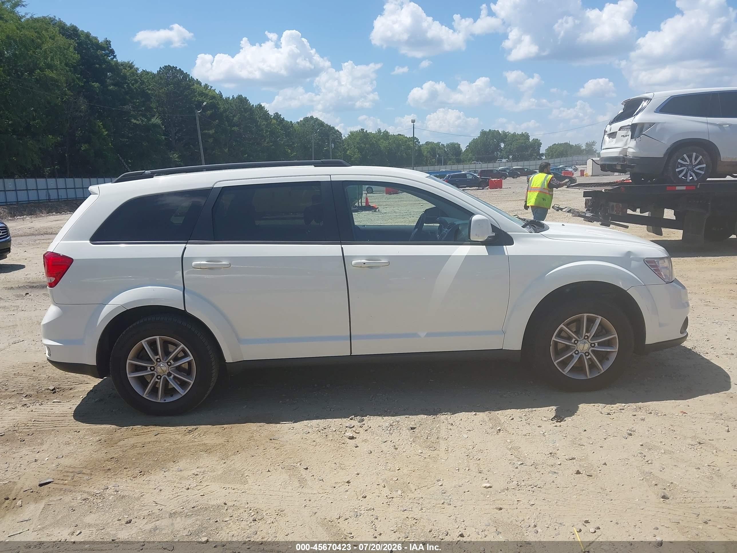 2014 Dodge Journey Sxt White vin: 3C4PDCBG2ET127759
