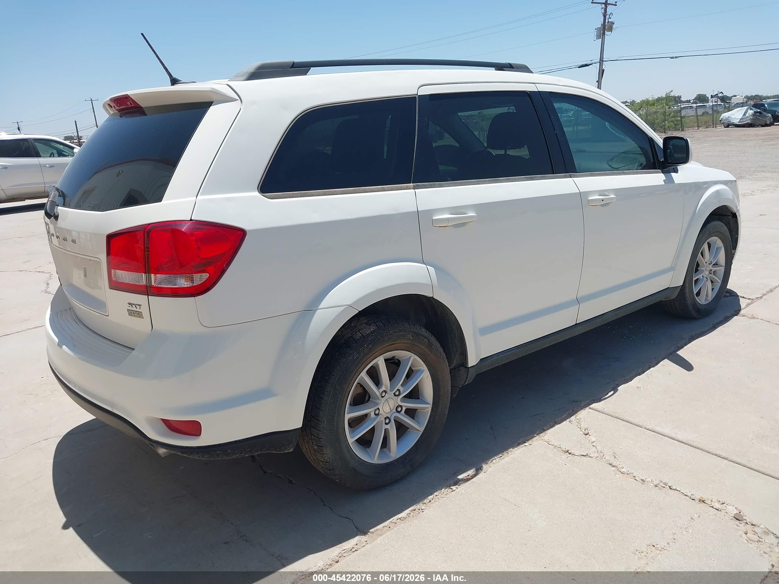 2015 Dodge Journey Sxt White vin: 3C4PDCBG2FT524678
