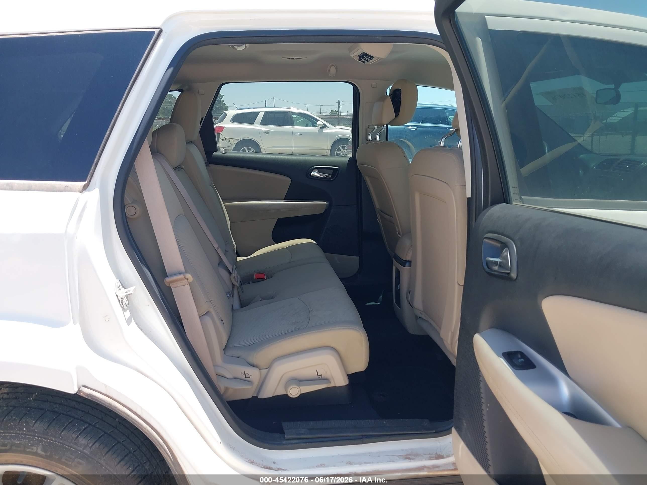 2015 Dodge Journey Sxt White vin: 3C4PDCBG2FT524678