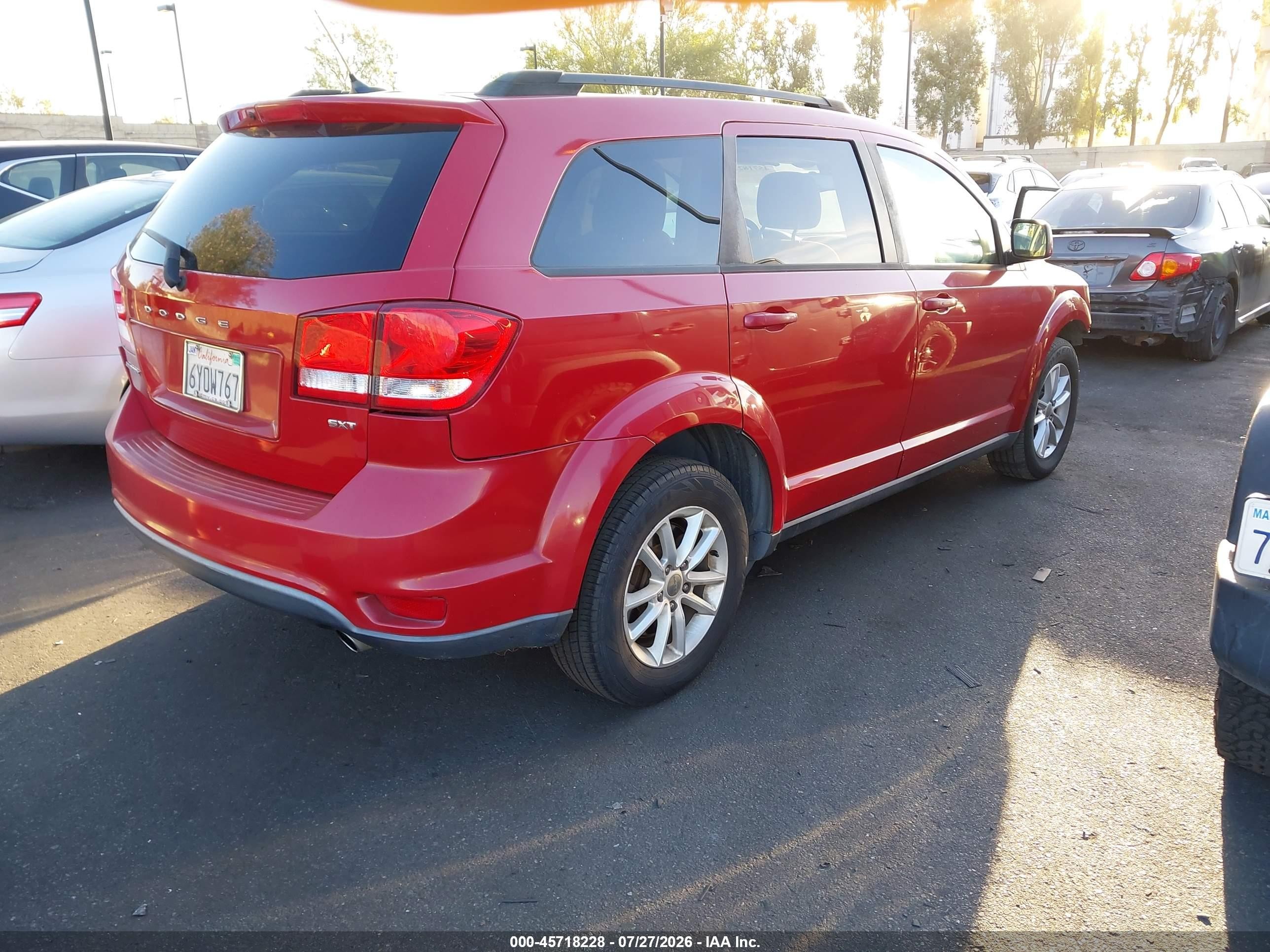 2013 Dodge Journey Sxt Red vin: 3C4PDCBG3DT503366