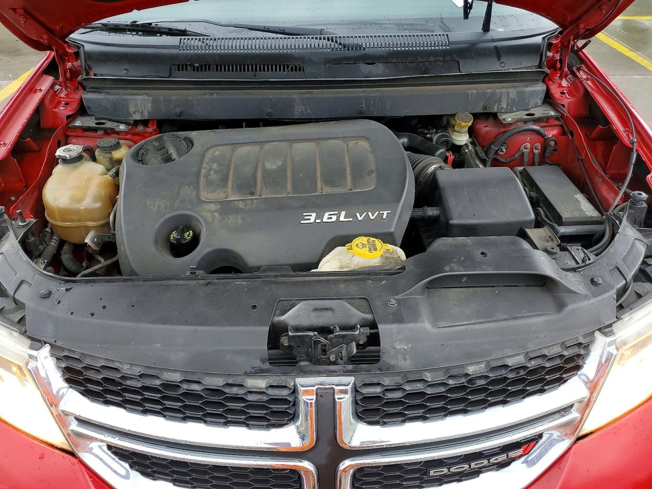 2013 Dodge Journey Sxt Red vin: 3C4PDCBG3DT701803