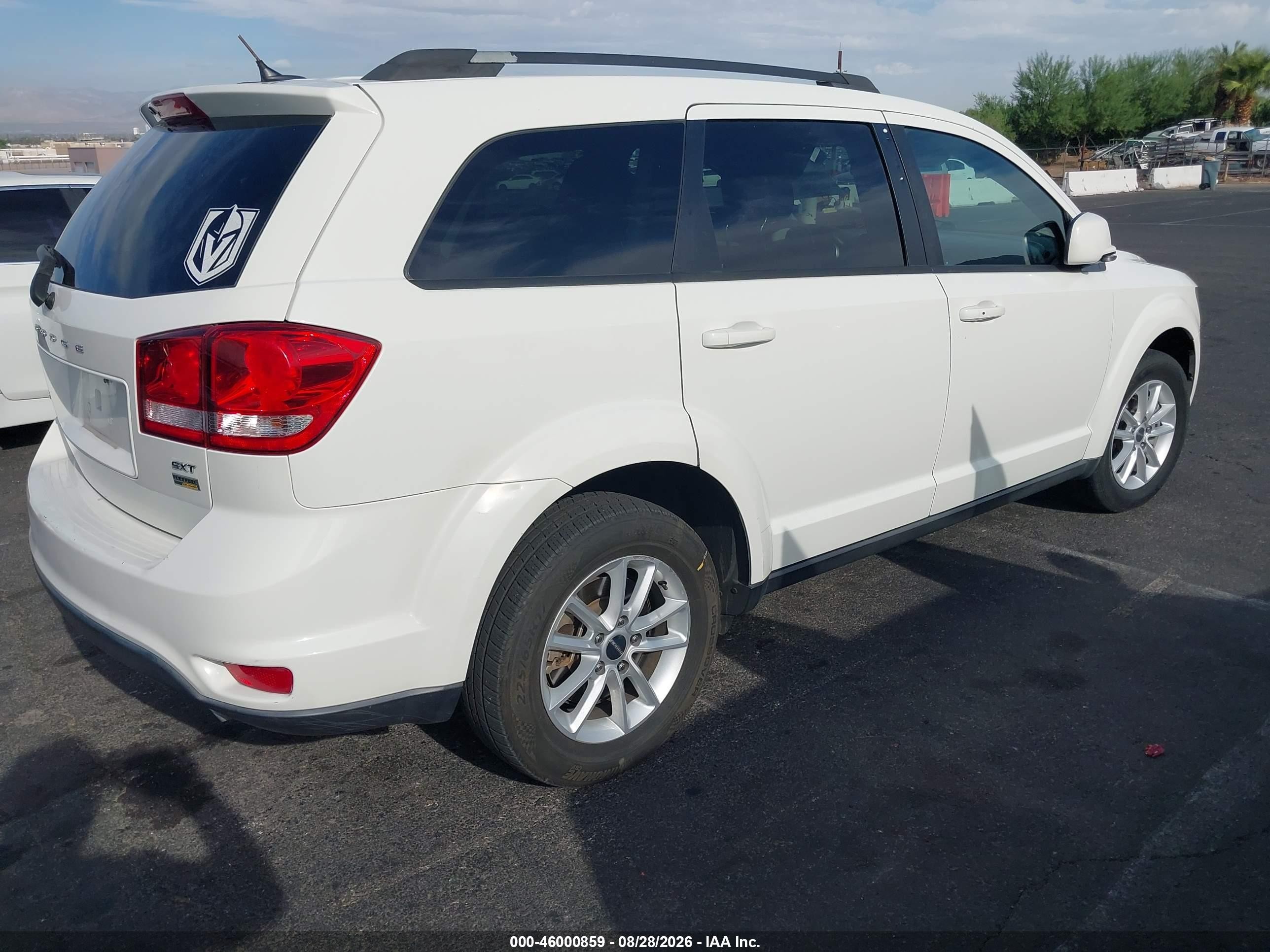 2014 Dodge Journey Sxt White vin: 3C4PDCBG3ET175626