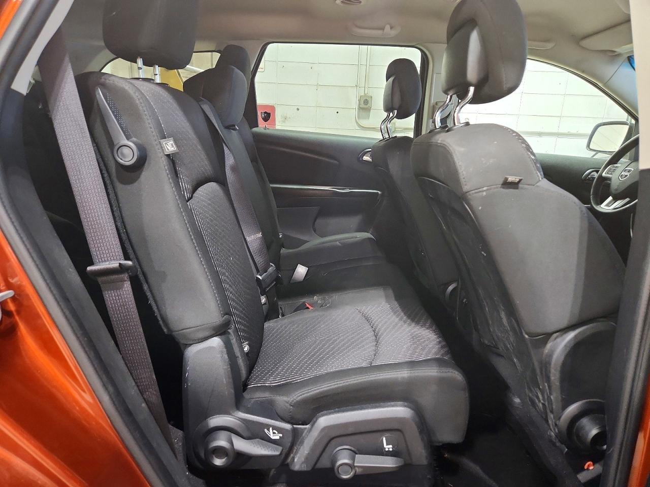2014 Dodge Journey Sxt Красный vin: 3C4PDCBG3ET281770