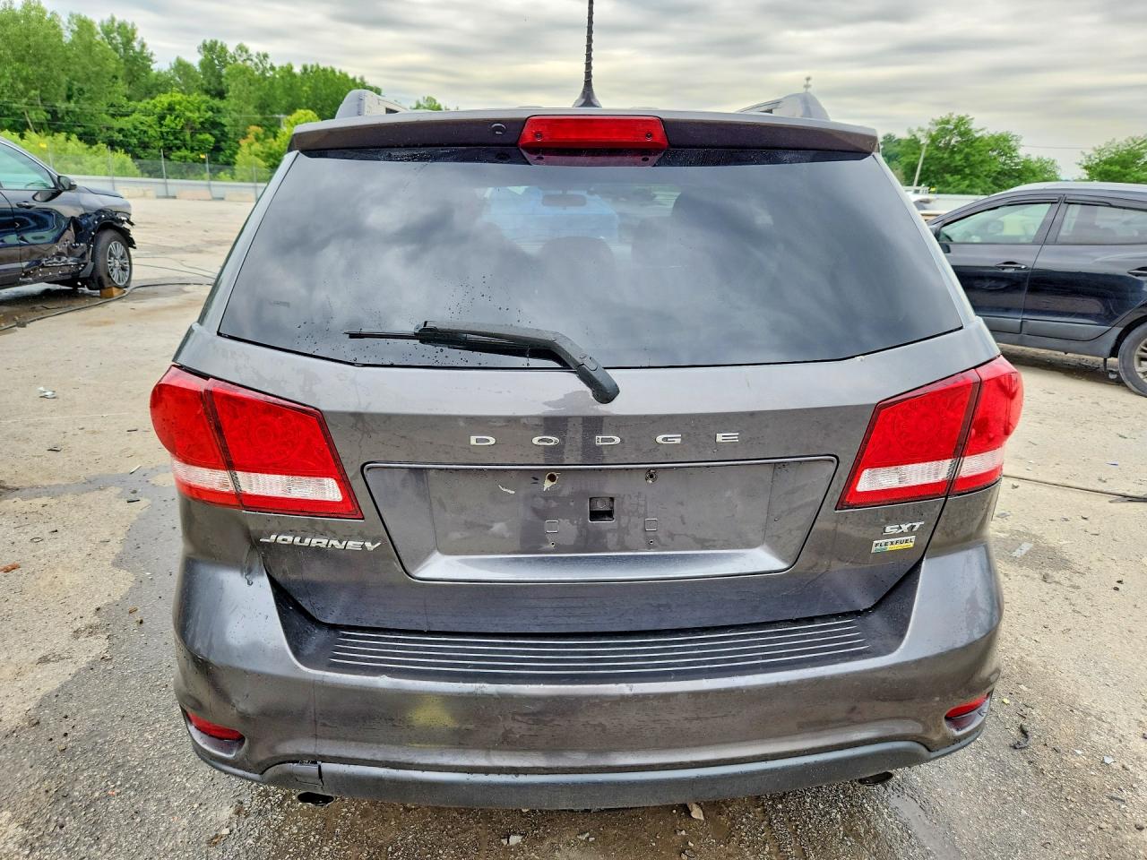 2017 Dodge Journey Sxt Gray vin: 3C4PDCBG3HT591289