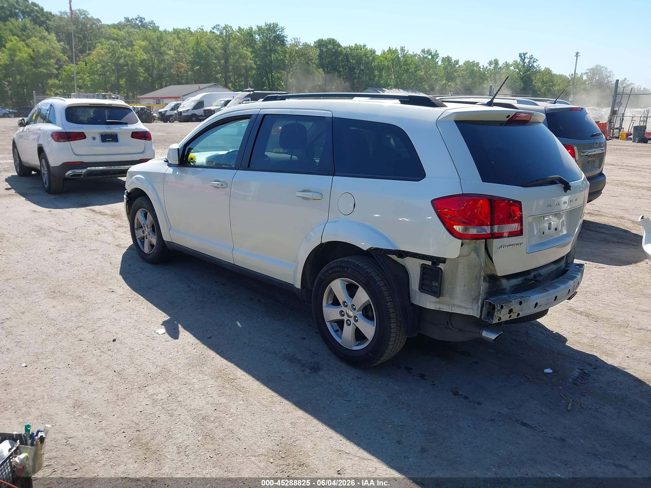 2012 Dodge Journey Sxt White vin: 3C4PDCBG4CT271262