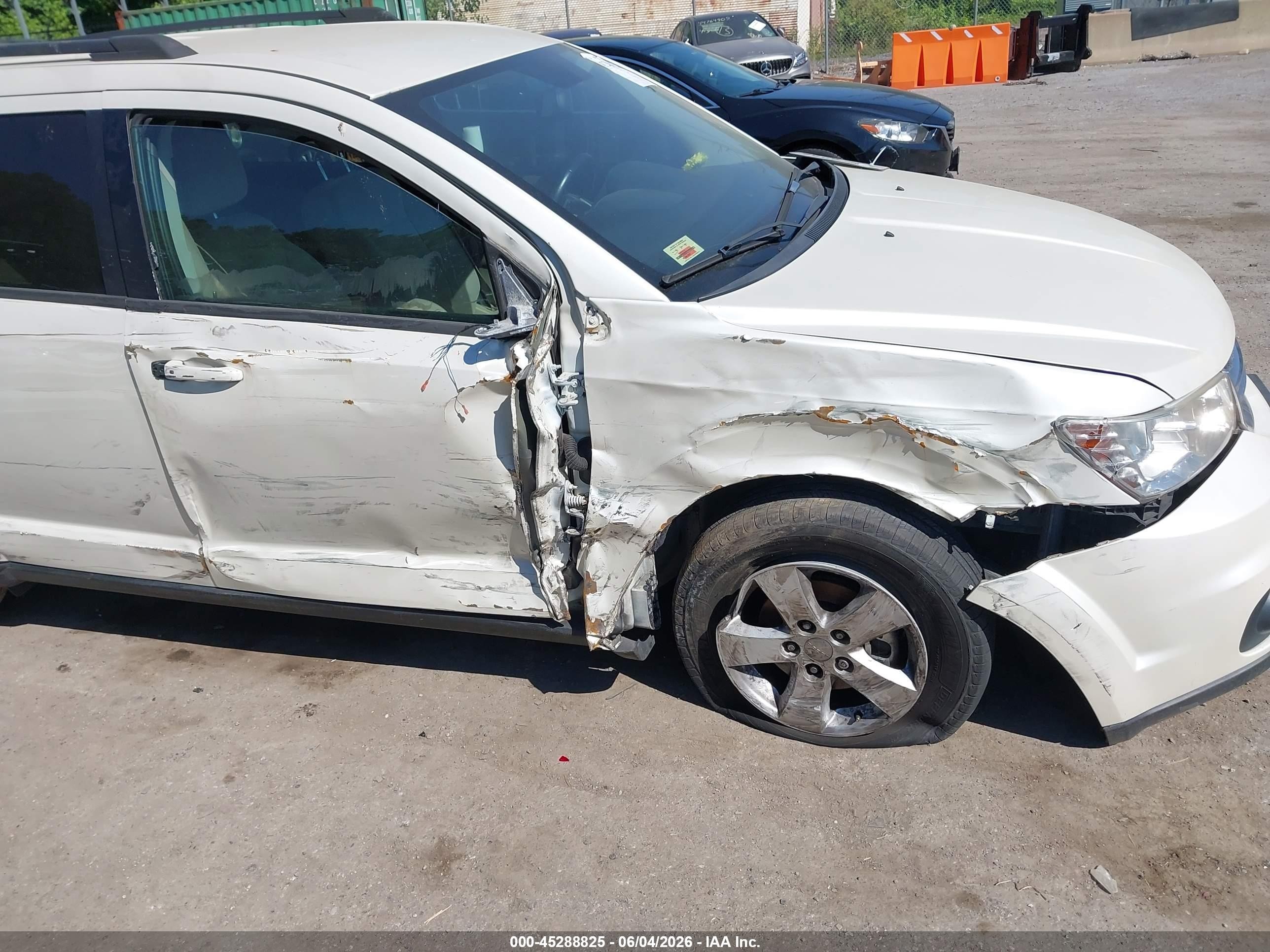 2012 Dodge Journey Sxt White vin: 3C4PDCBG4CT271262