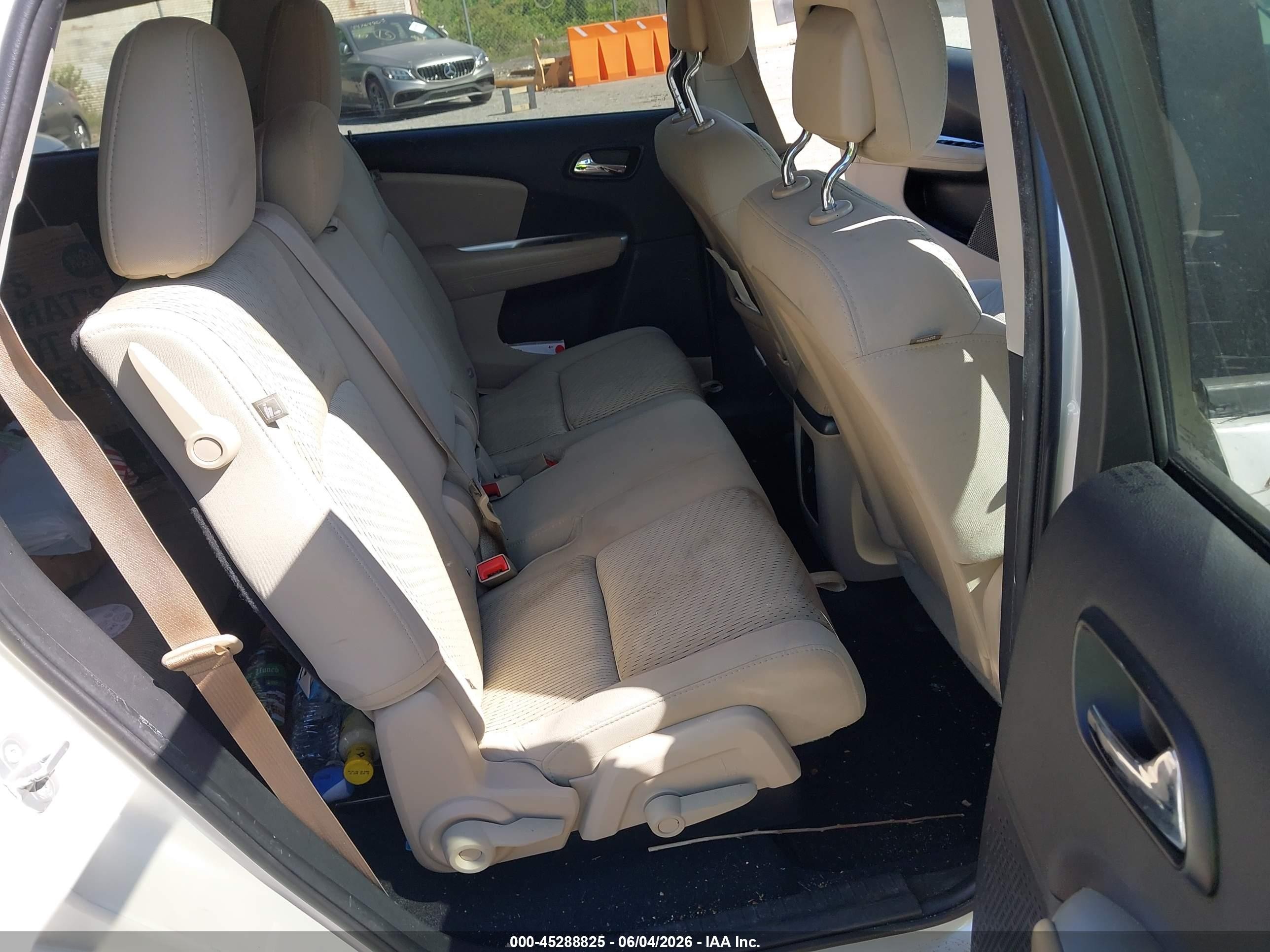 2012 Dodge Journey Sxt White vin: 3C4PDCBG4CT271262