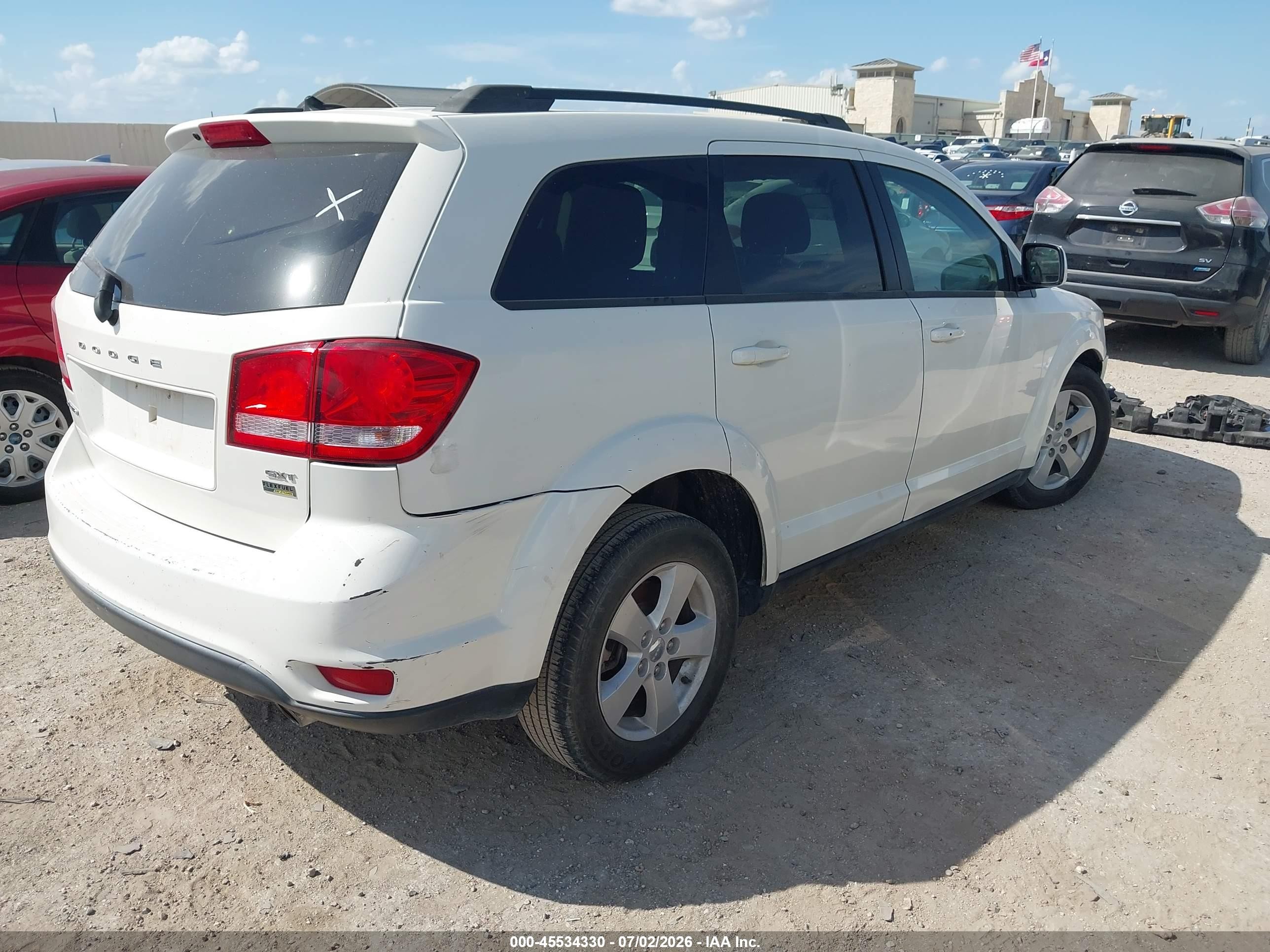 2012 Dodge Journey Sxt White vin: 3C4PDCBG4CT364072