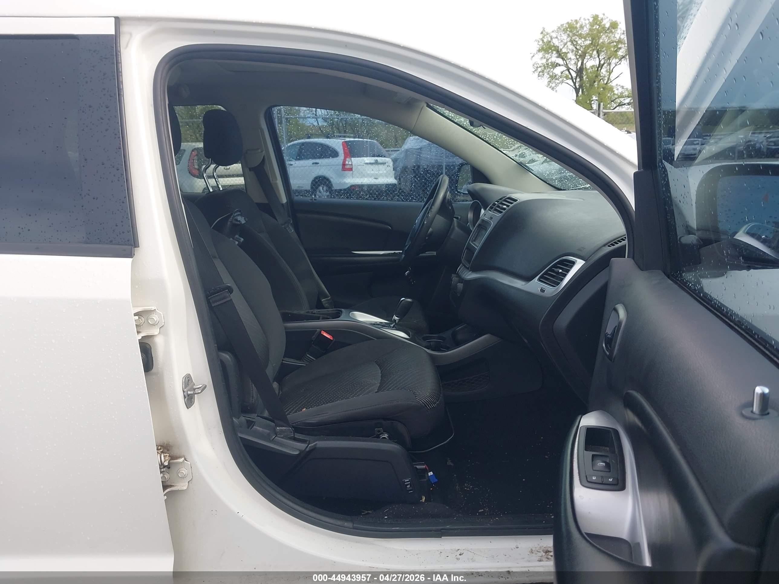 2013 Dodge Journey Sxt White vin: 3C4PDCBG4DT546677
