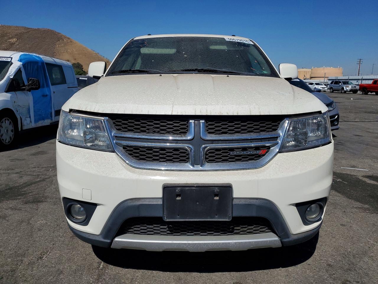 2014 Dodge Journey Sxt Белый vin: 3C4PDCBG4ET224543