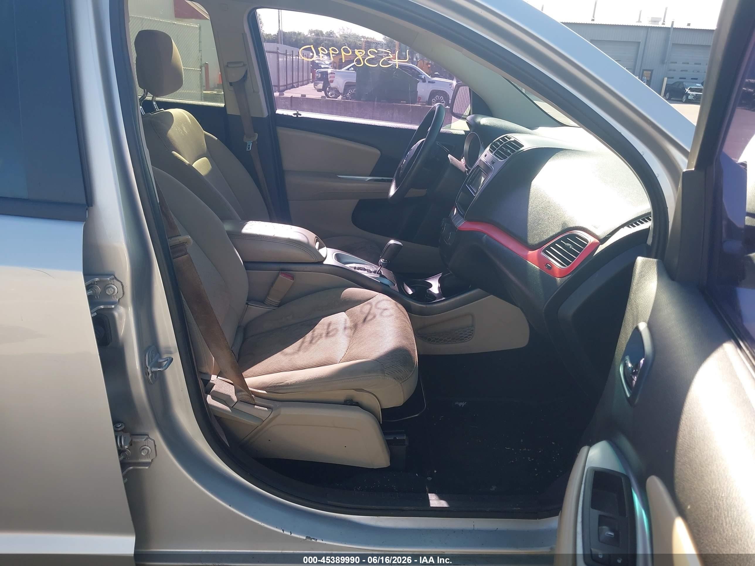 2013 Dodge Journey Sxt Silver vin: 3C4PDCBG5DT555288