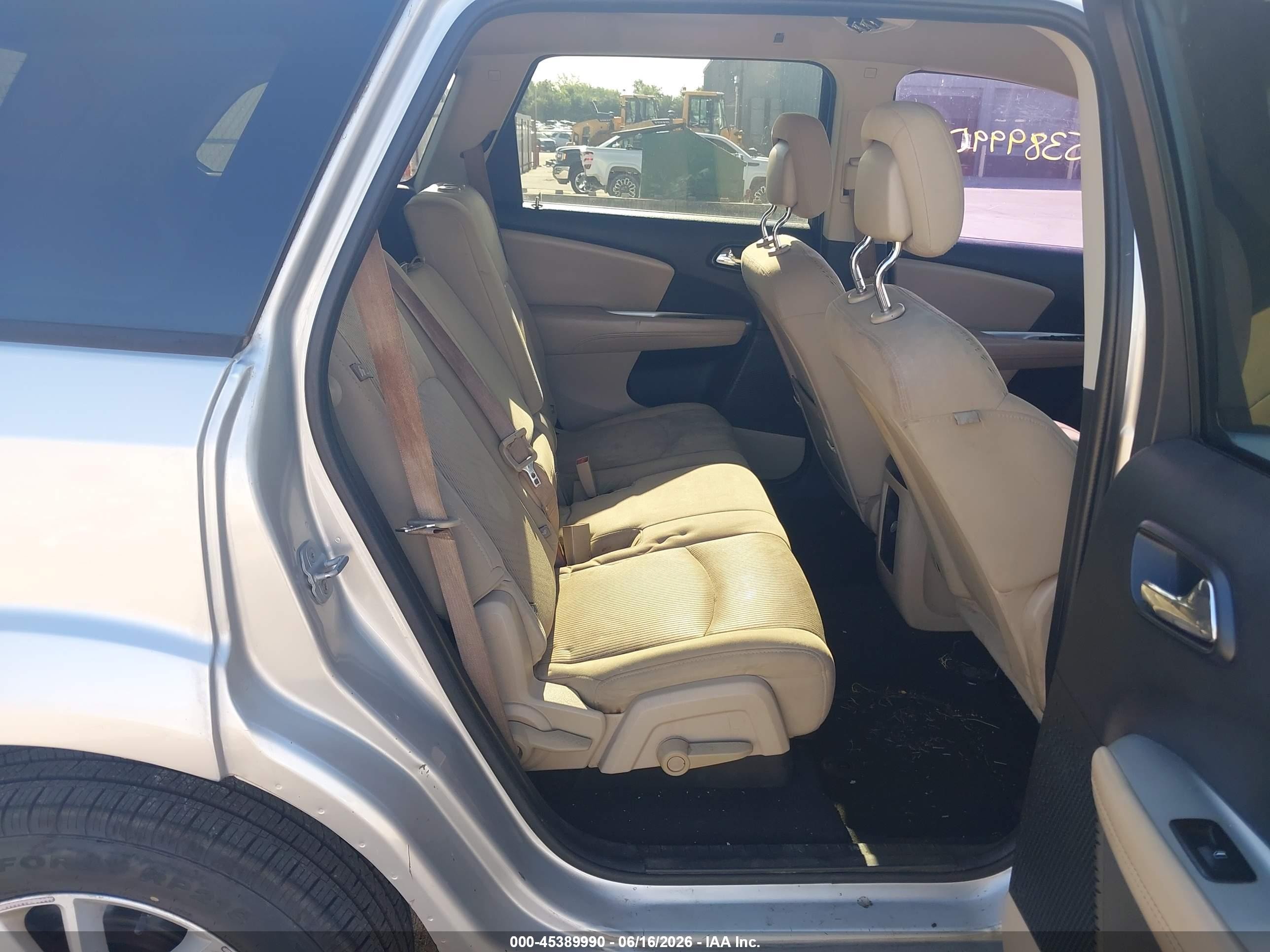2013 Dodge Journey Sxt Silver vin: 3C4PDCBG5DT555288