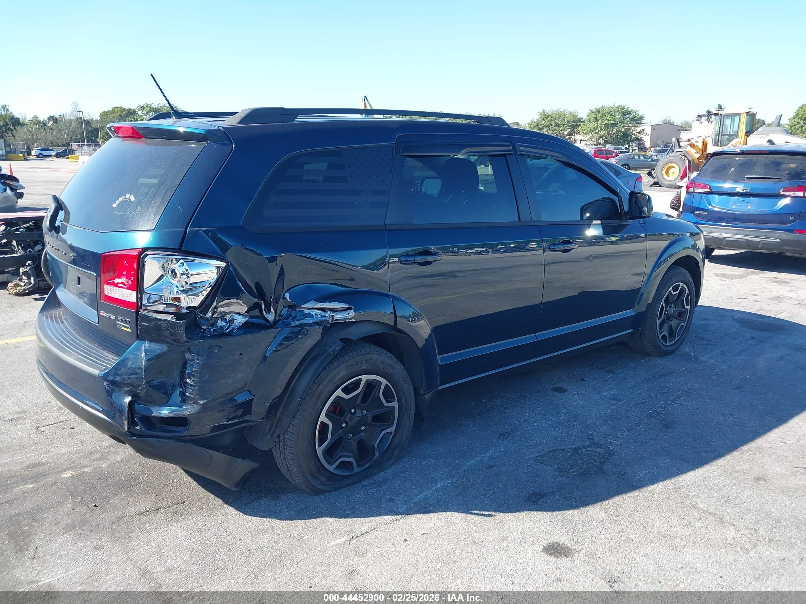 2013 Dodge Journey Sxt Green vin: 3C4PDCBG5DT571006