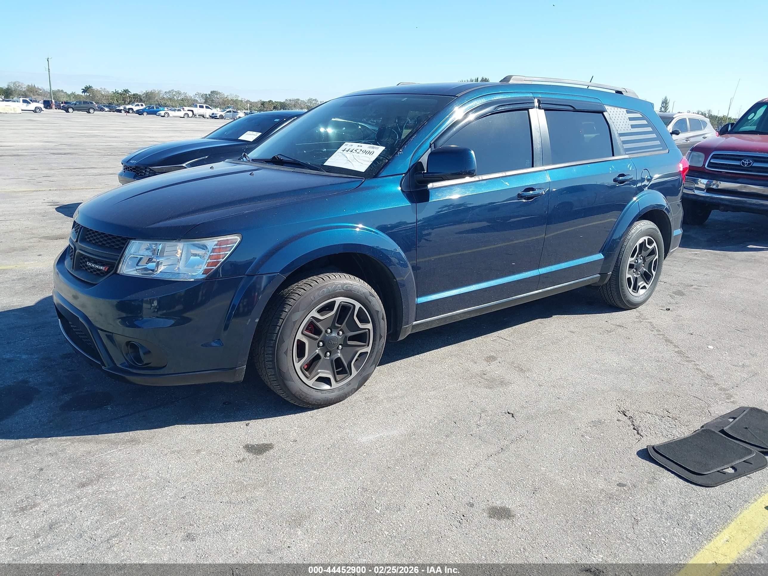 2013 Dodge Journey Sxt Green vin: 3C4PDCBG5DT571006