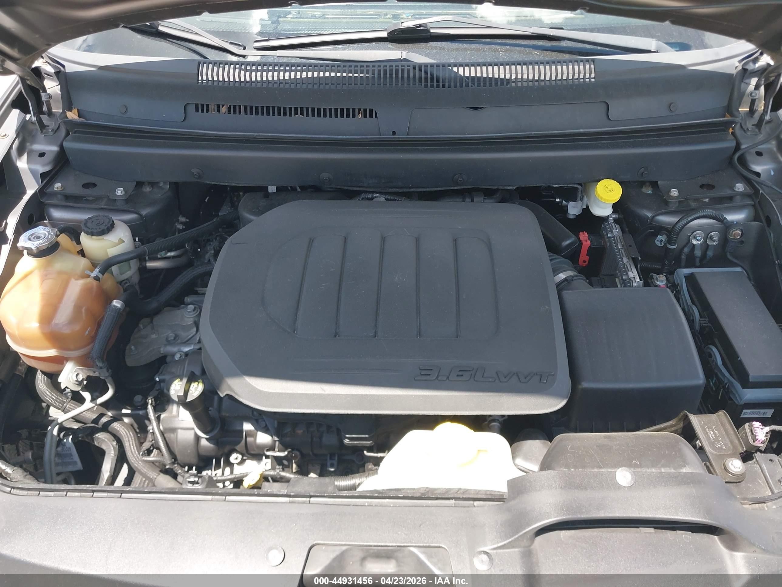 2013 Dodge Journey Sxt Silver vin: 3C4PDCBG5DT571037