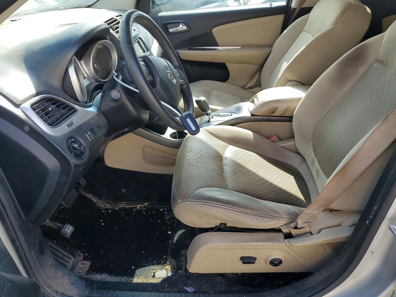 2014 Dodge Journey Sxt Серебряный vin: 3C4PDCBG5ET210540