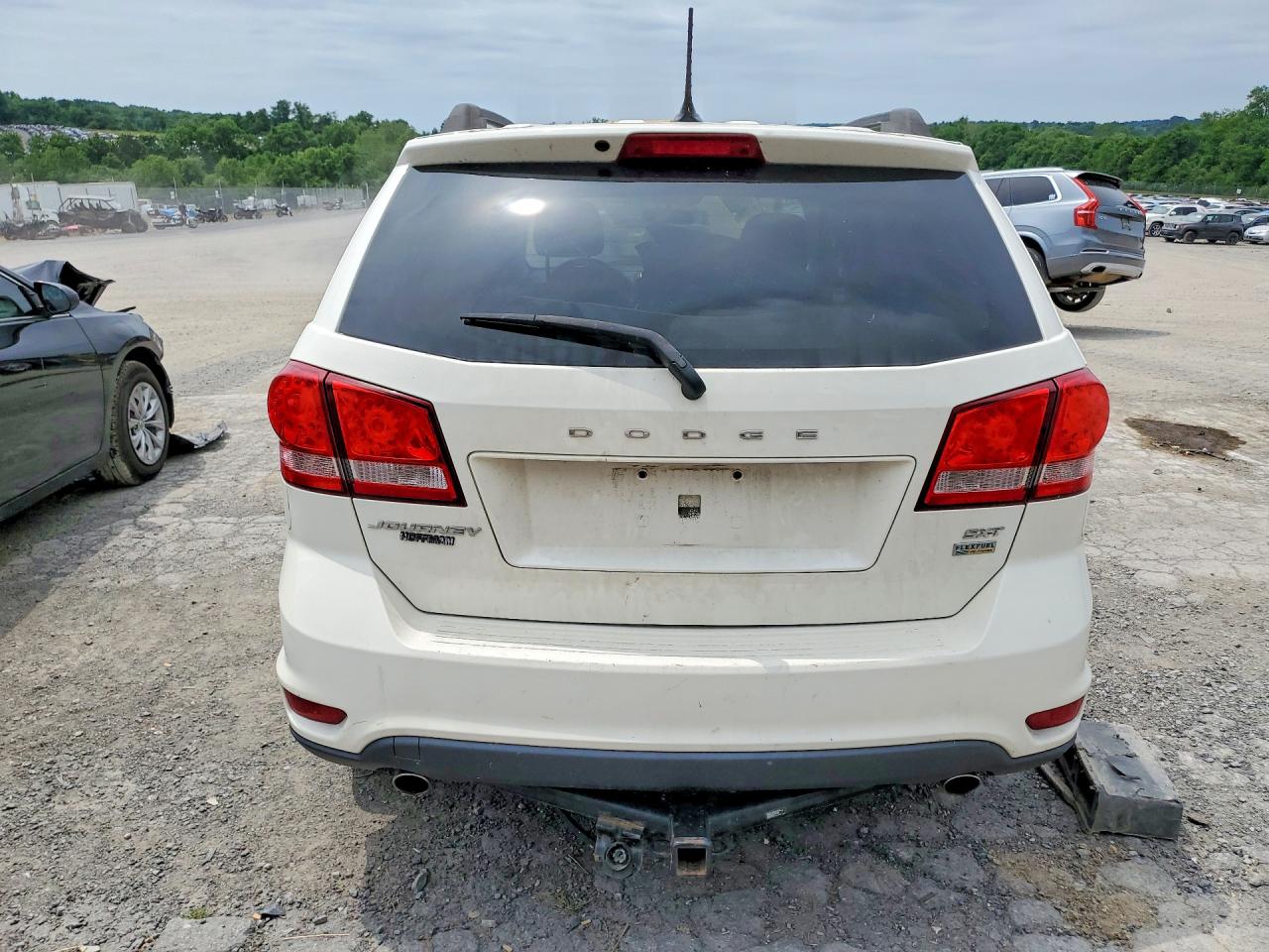 2016 Dodge Journey Sxt White vin: 3C4PDCBG5GT202697