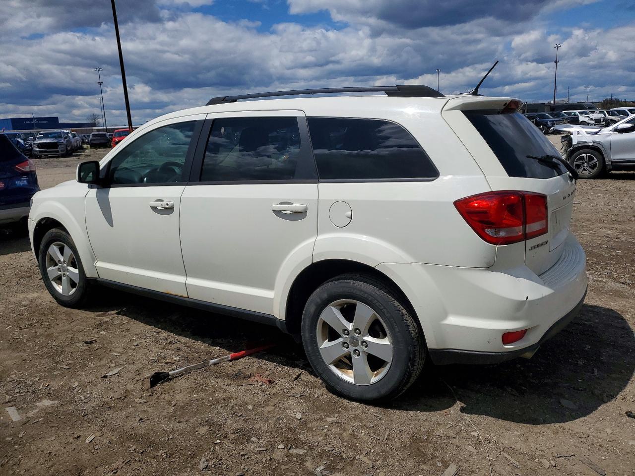2012 Dodge Journey Sxt White vin: 3C4PDCBG6CT180316