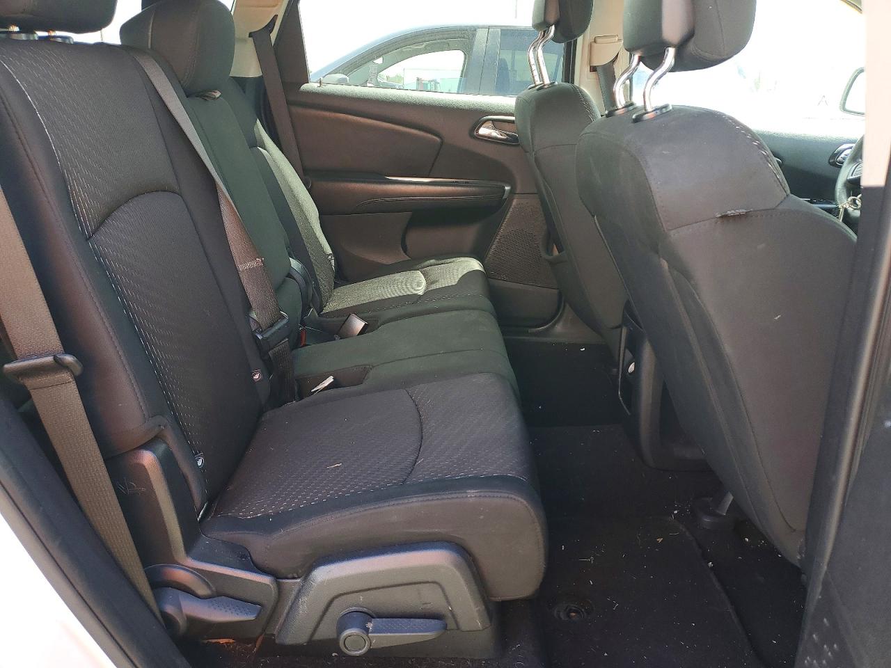 2012 Dodge Journey Sxt White vin: 3C4PDCBG6CT180316