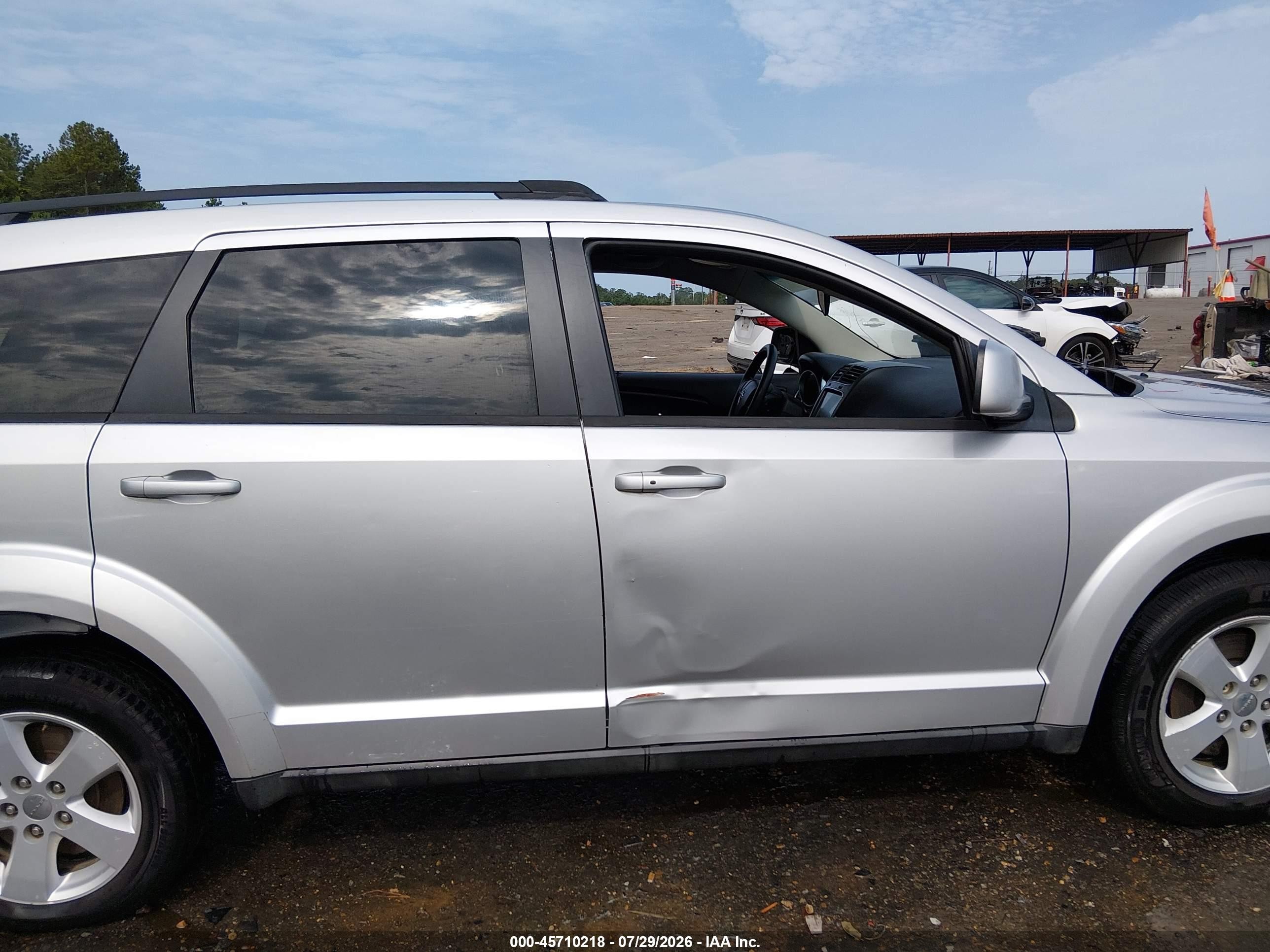 2012 Dodge Journey Sxt Silver vin: 3C4PDCBG6CT322471