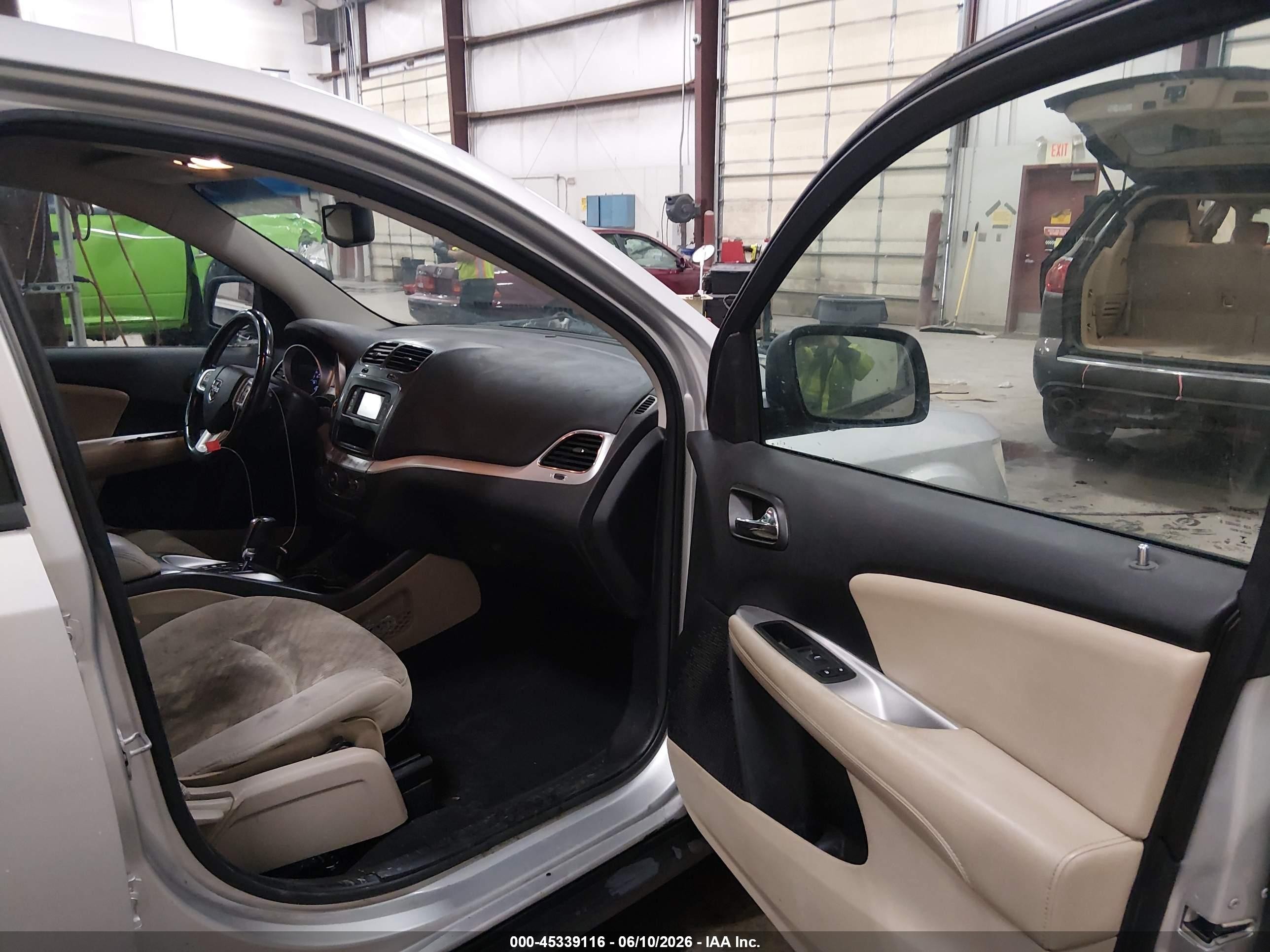 2013 Dodge Journey Sxt Gray vin: 3C4PDCBG6DT562511