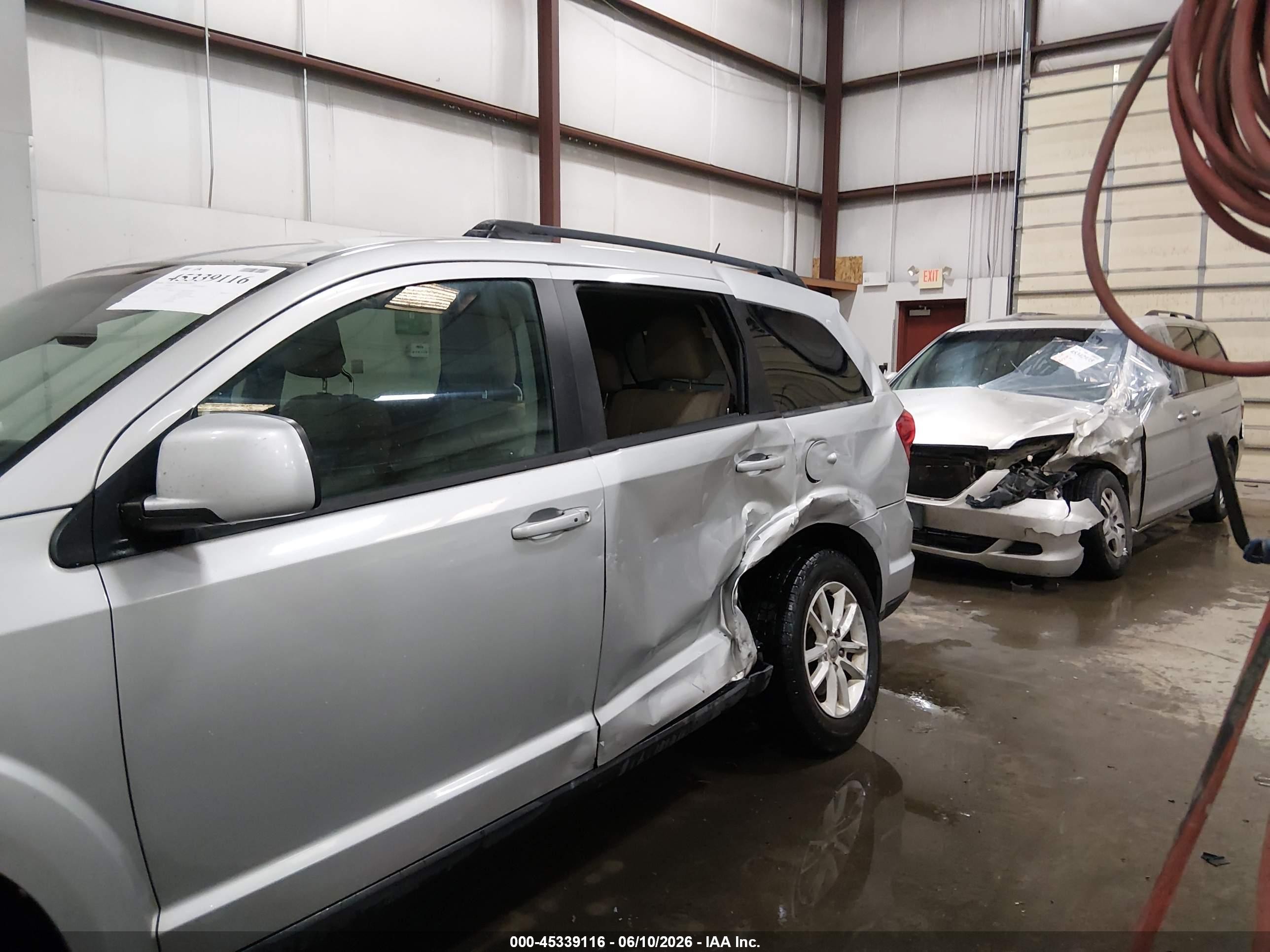2013 Dodge Journey Sxt Gray vin: 3C4PDCBG6DT562511