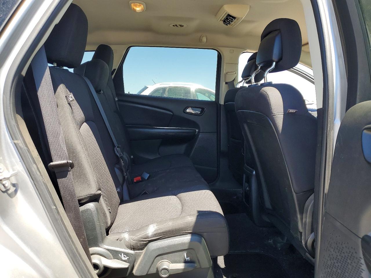 2016 Dodge Journey Sxt Silver vin: 3C4PDCBG6GT207049