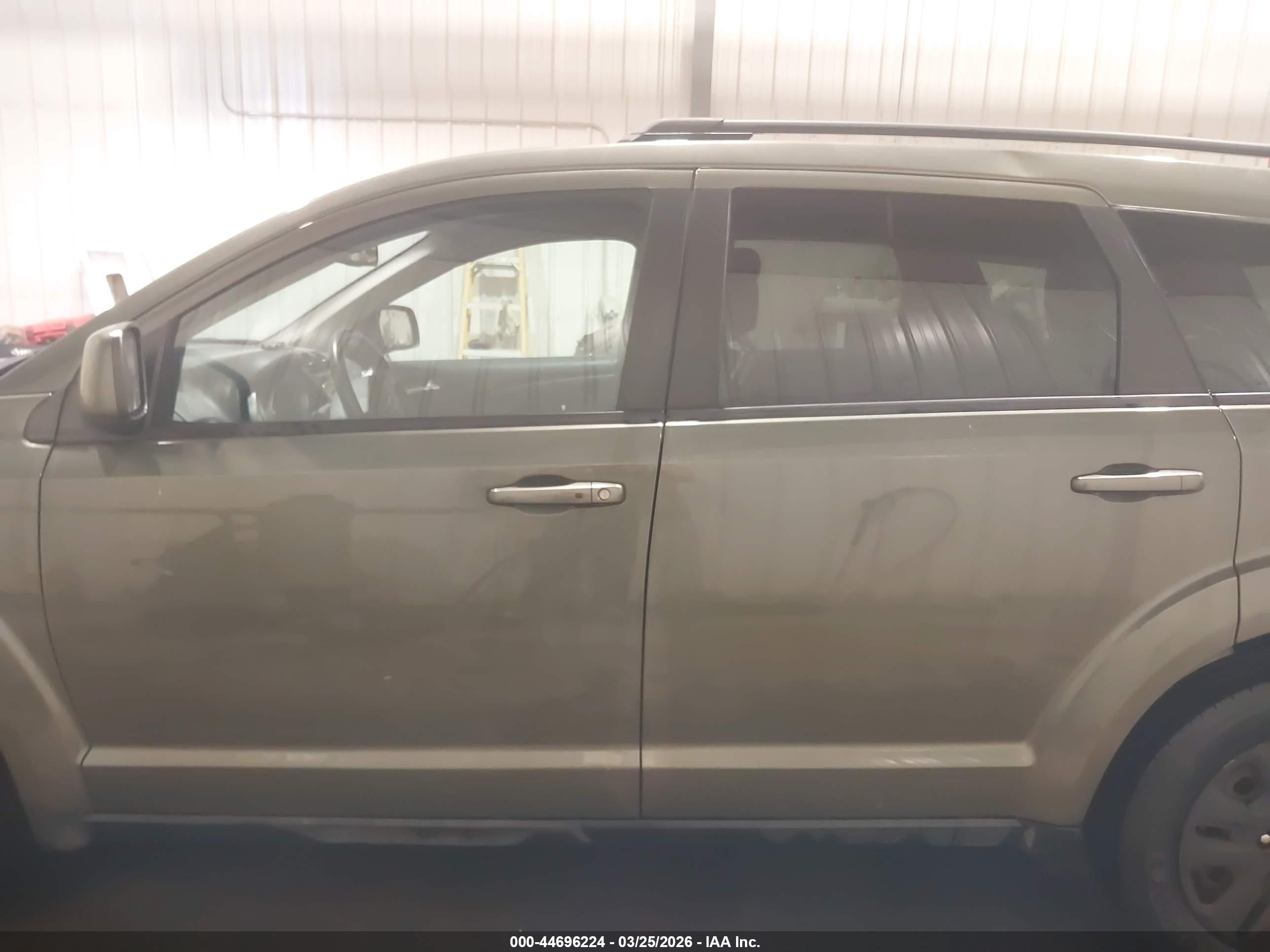 2018 Dodge Journey Sxt Green vin: 3C4PDCBG6JT507892