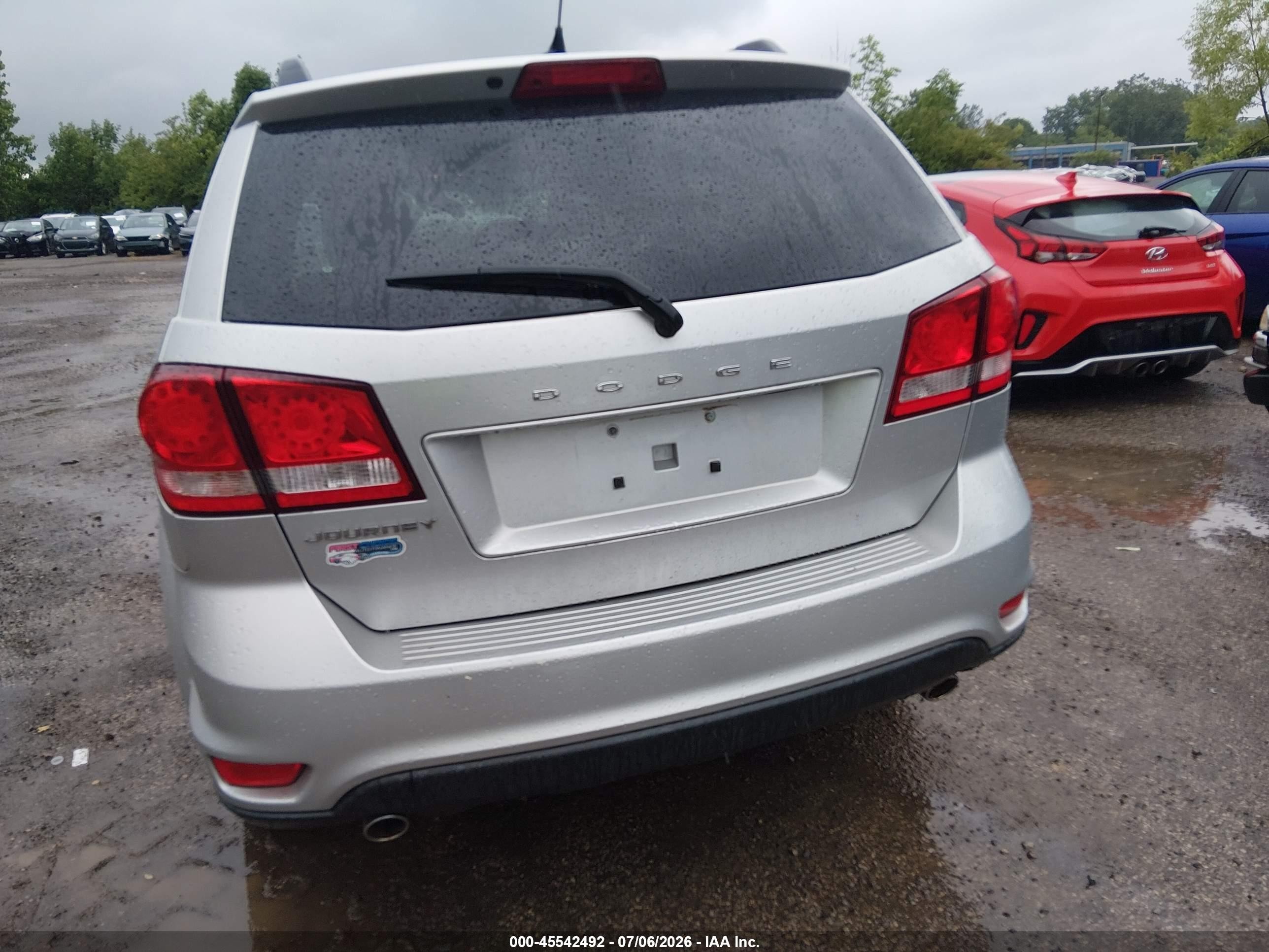 2012 Dodge Journey Sxt Silver vin: 3C4PDCBG7CT134249